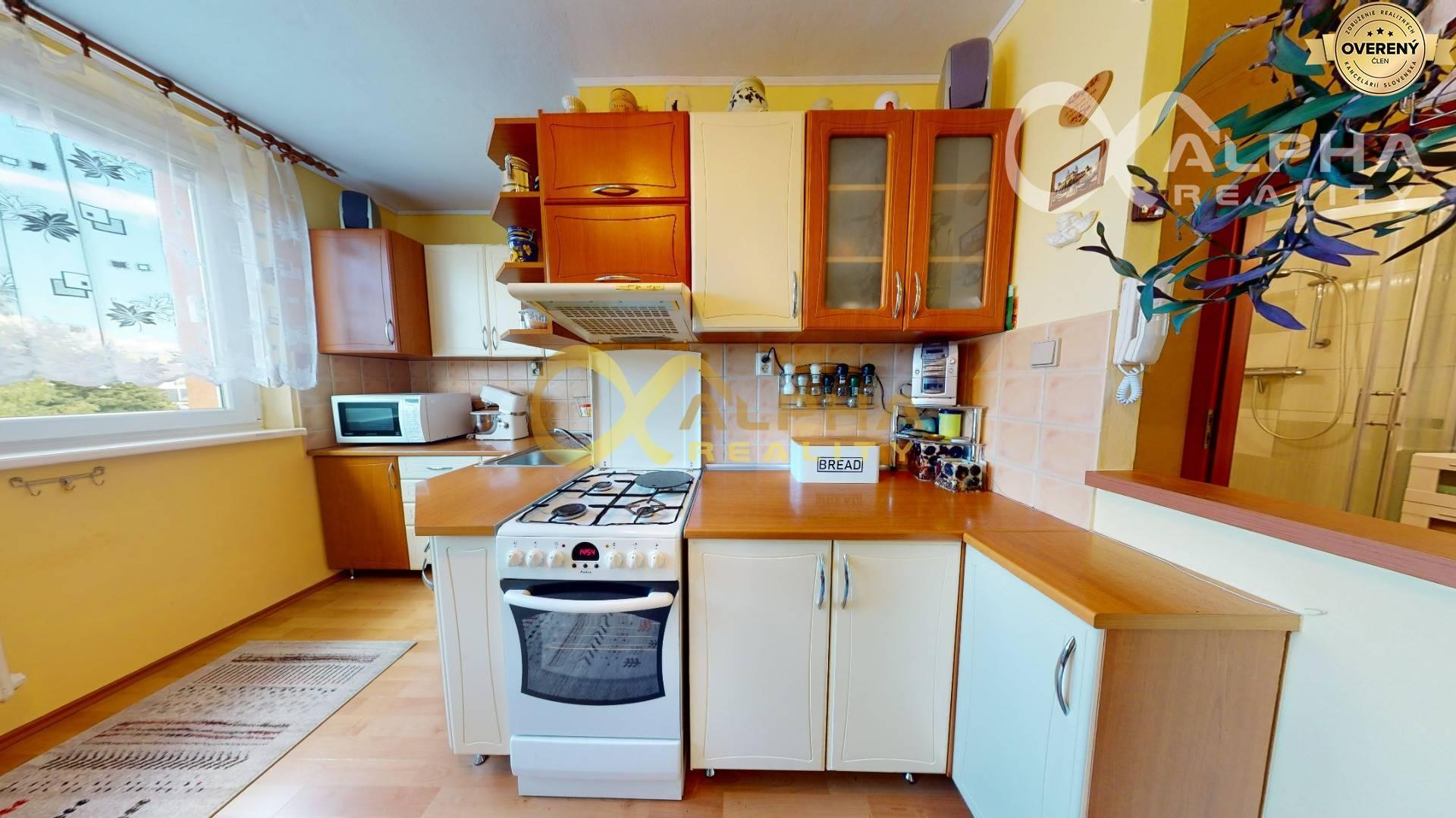 EXKLUZÍVNE 3 izbový byt, sídlisko Mier, Spišská Nová Ves