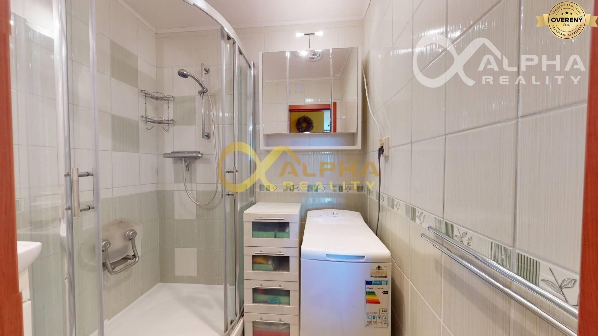 EXKLUZÍVNE 3 izbový byt, sídlisko Mier, Spišská Nová Ves