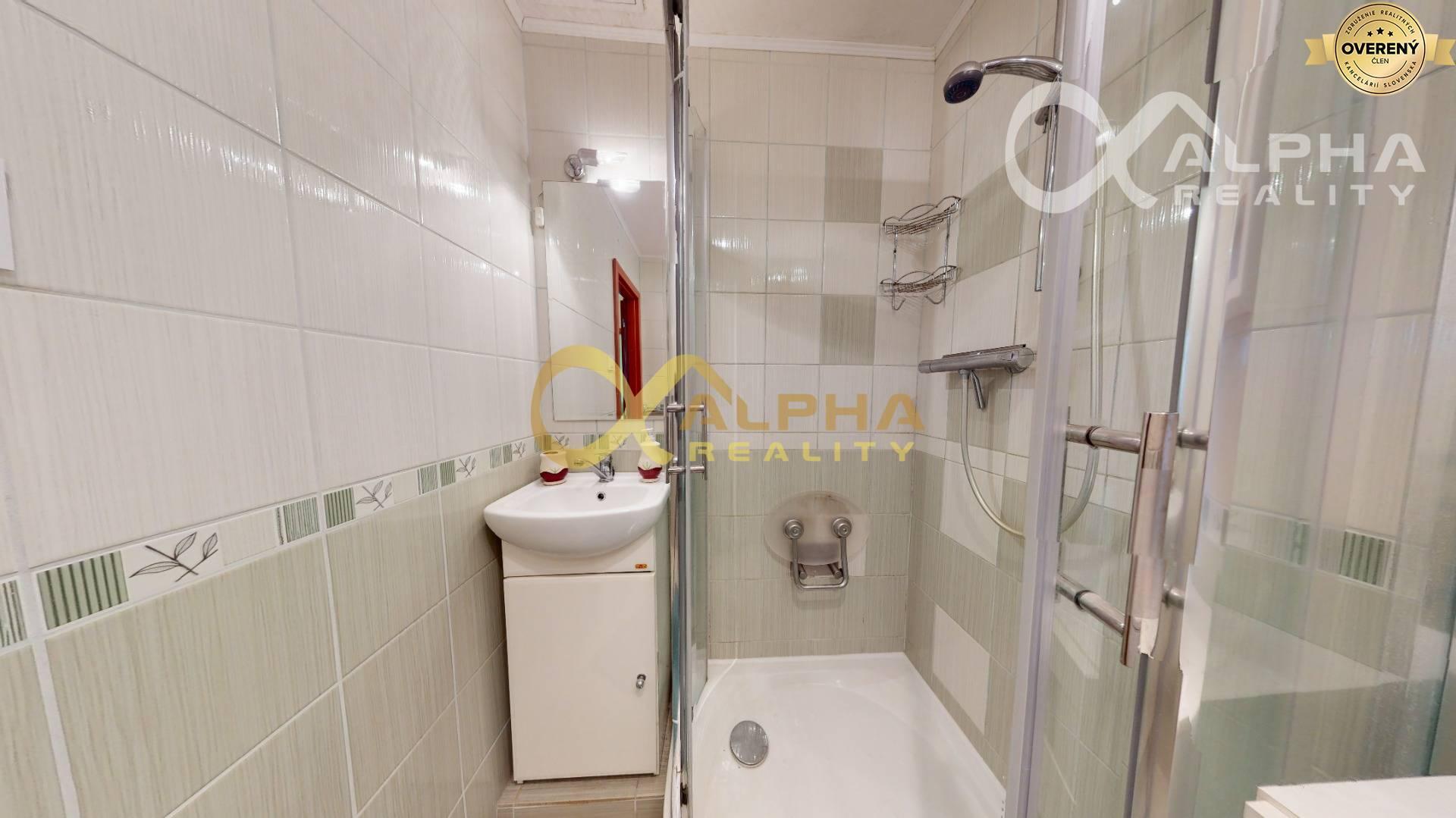 EXKLUZÍVNE 3 izbový byt, sídlisko Mier, Spišská Nová Ves