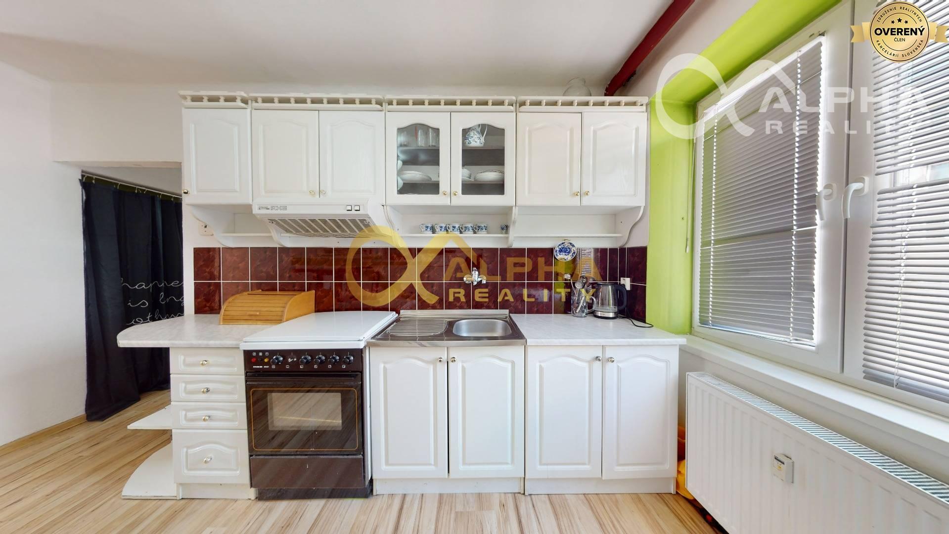 2 izbový byt s balkónom, centrum, Spišská Nová Ves