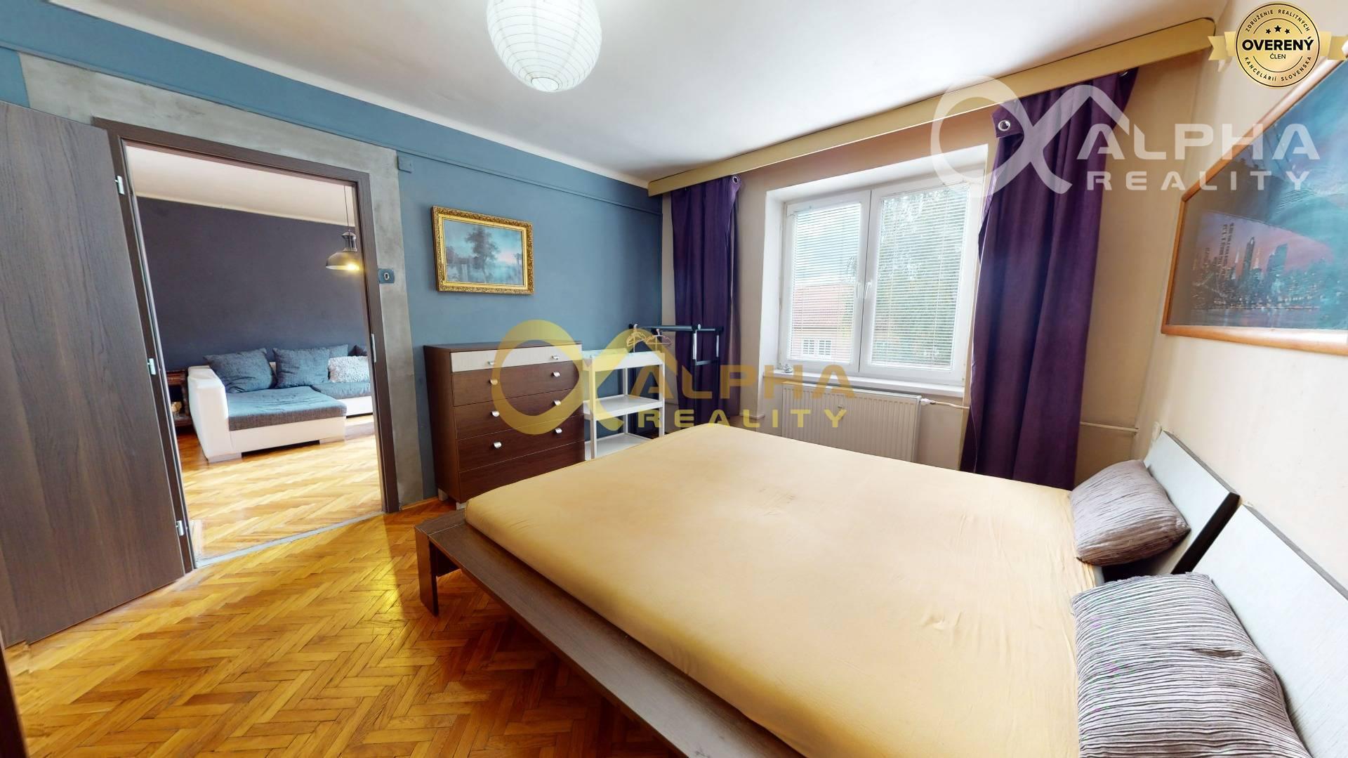 2 izbový byt s balkónom, centrum, Spišská Nová Ves