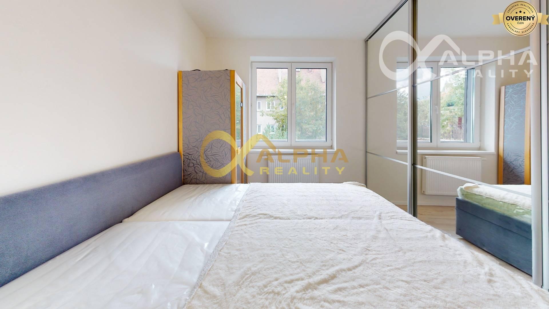 3 izbový byt s balkónom, centrum, Levoča