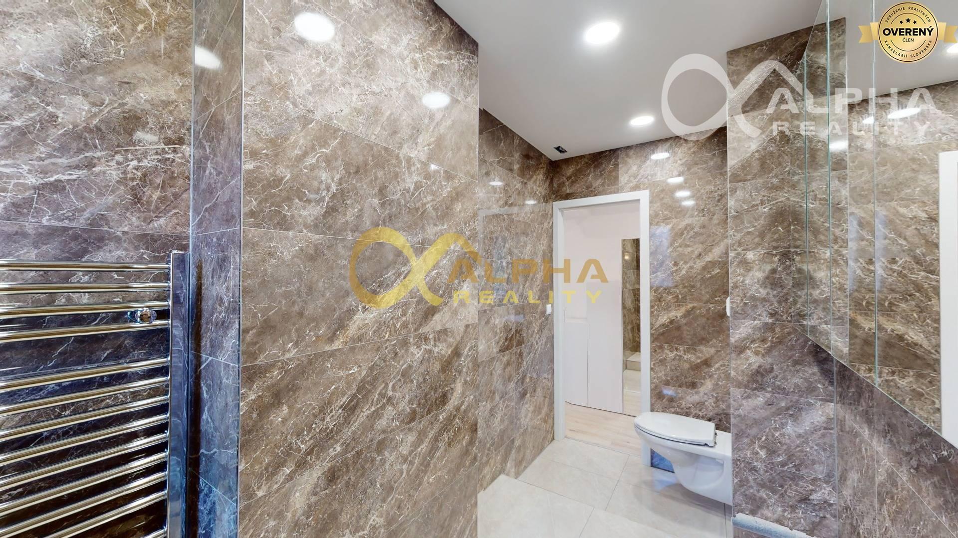 3 izbový byt s balkónom, centrum, Levoča