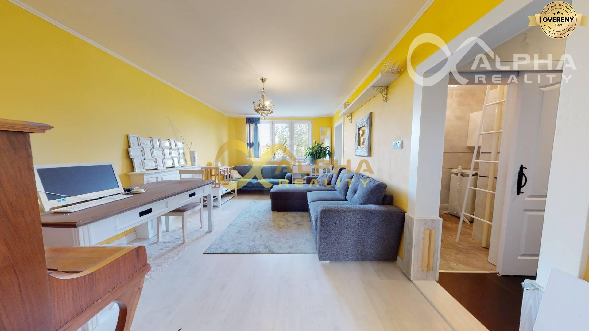 Exkluzívne 2 izbový byt s loggiou, sídl. Tarča, Spišská Nová Ves