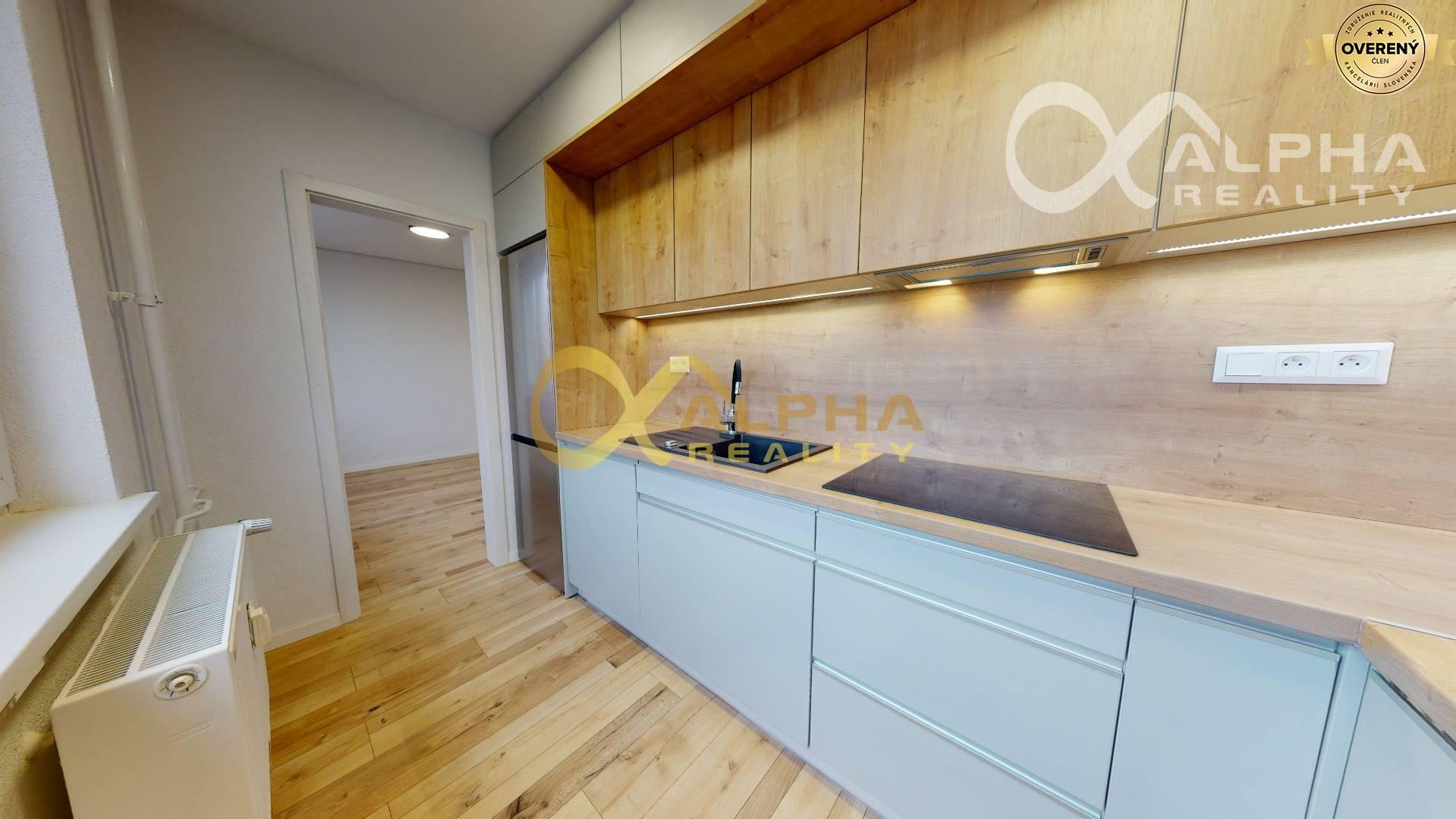 Exkluzívne 3 izbový byt s loggiou, sídl. Západ, Spišská Nová Ves