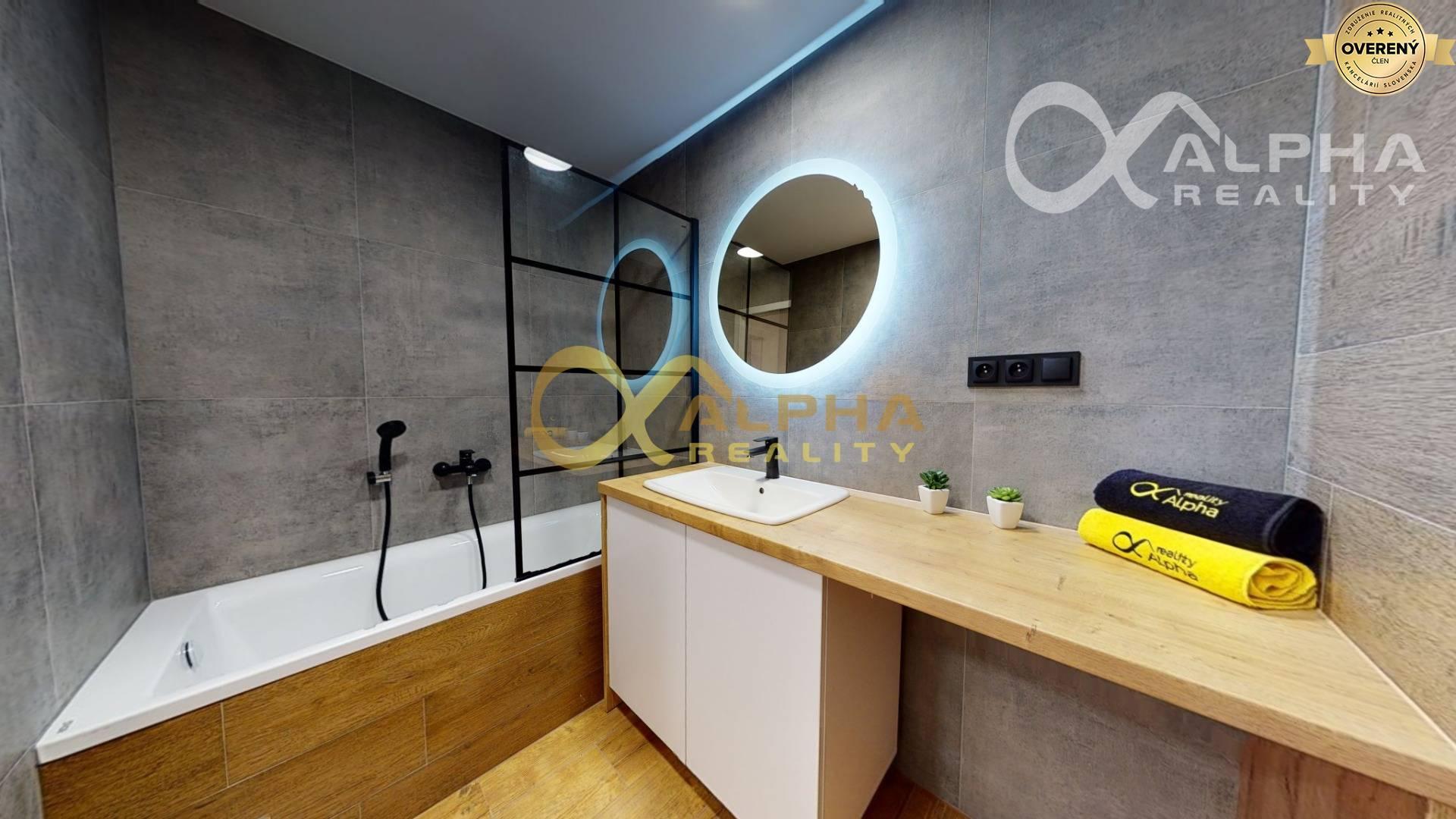 Exkluzívne 3 izbový byt s loggiou, sídl. Západ, Spišská Nová Ves