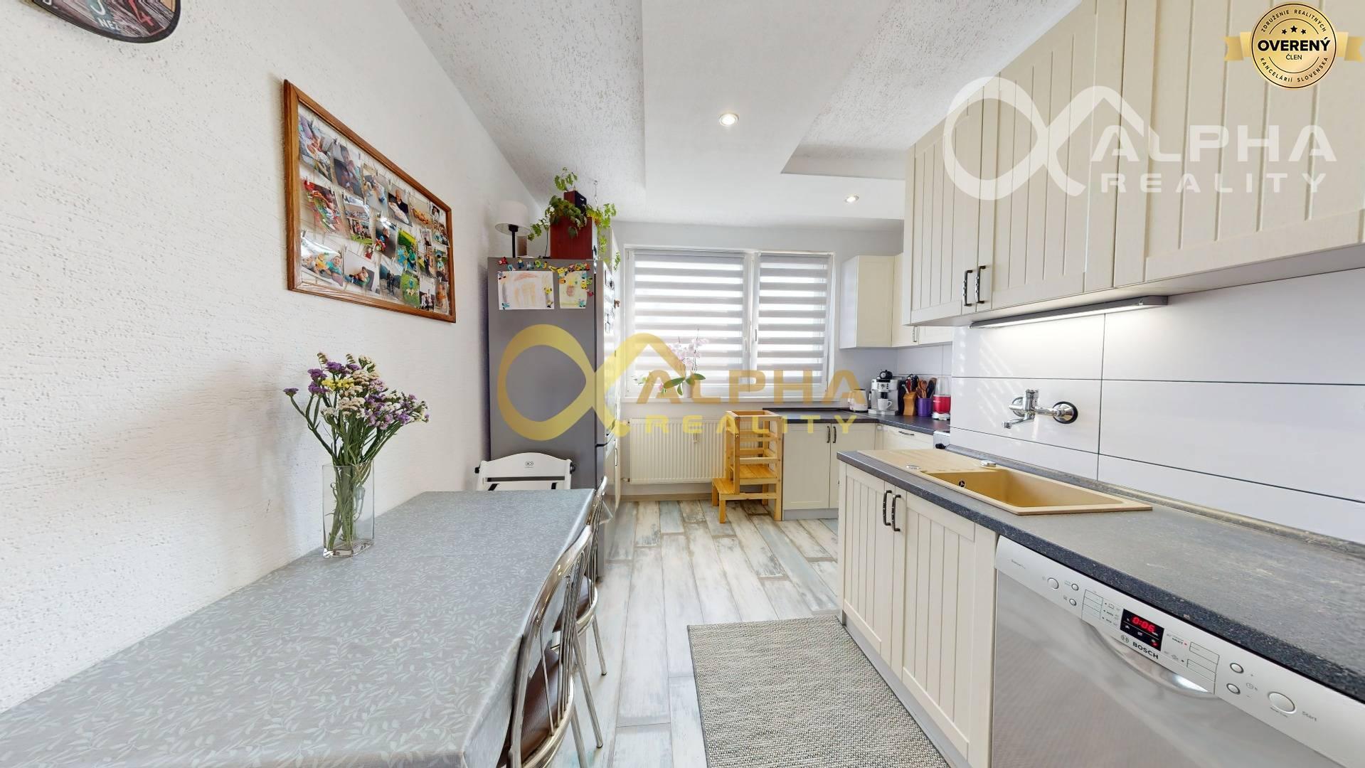 Exkluzívne 3 izbový byt, sídlisko Mier, Spišská Nová Ves