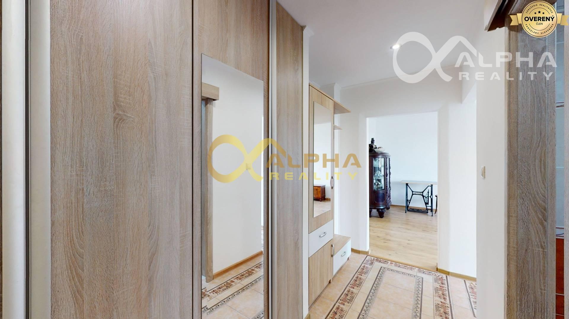 2 izbový byt s loggiou, sídlisko Tarča, Spišská Nová Ves