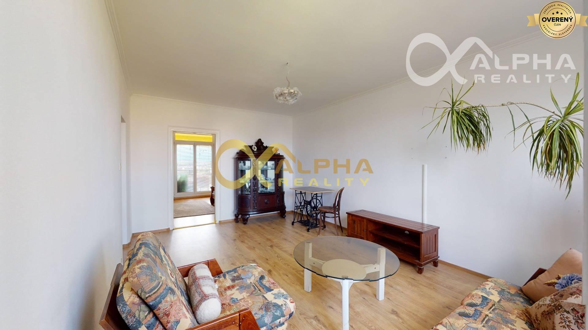 2 izbový byt s loggiou, sídlisko Tarča, Spišská Nová Ves