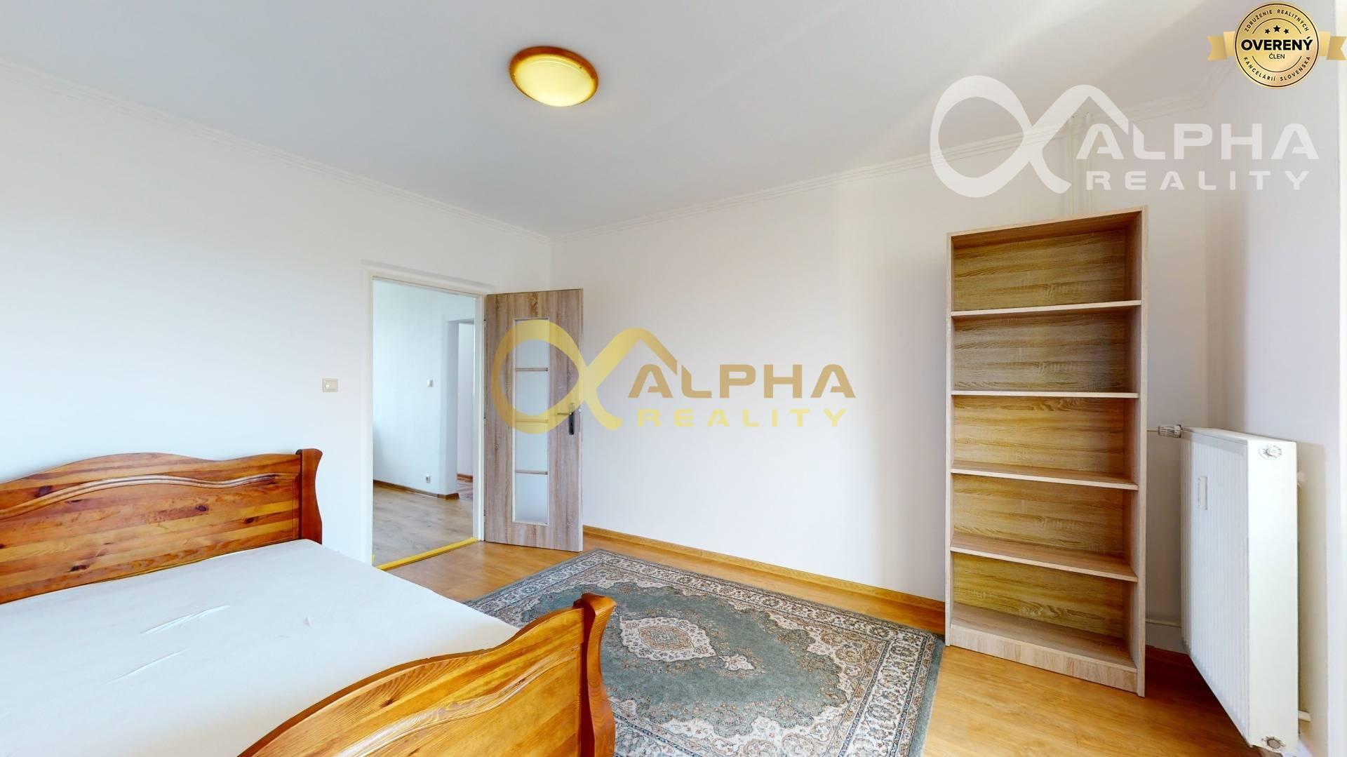 2 izbový byt s loggiou, sídlisko Tarča, Spišská Nová Ves