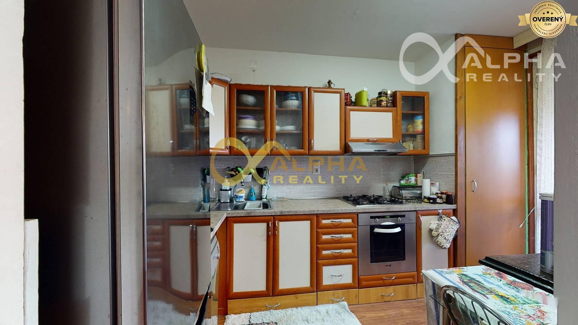 3 izbový byt s loggiou, sídlisko Východ, Spišská Nová Ves