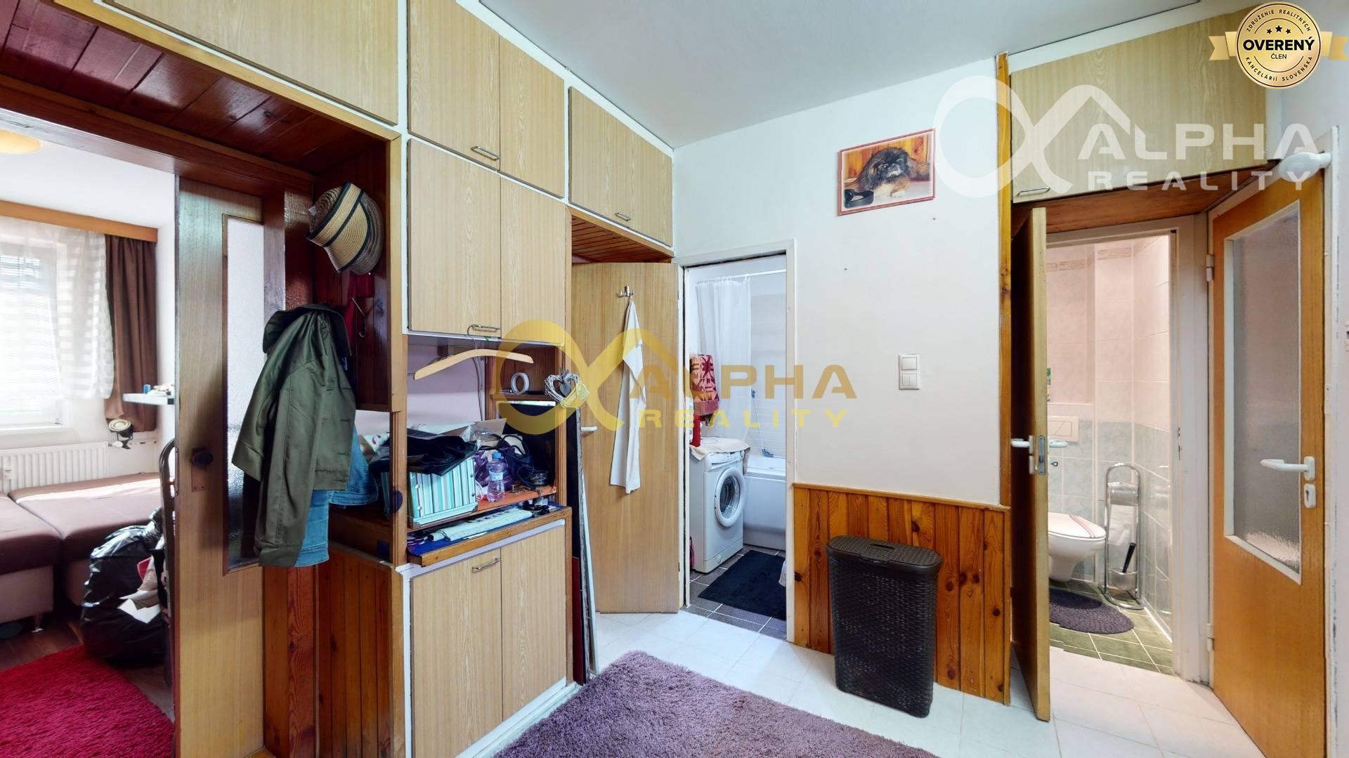 3 izbový byt s loggiou, sídlisko Východ, Spišská Nová Ves