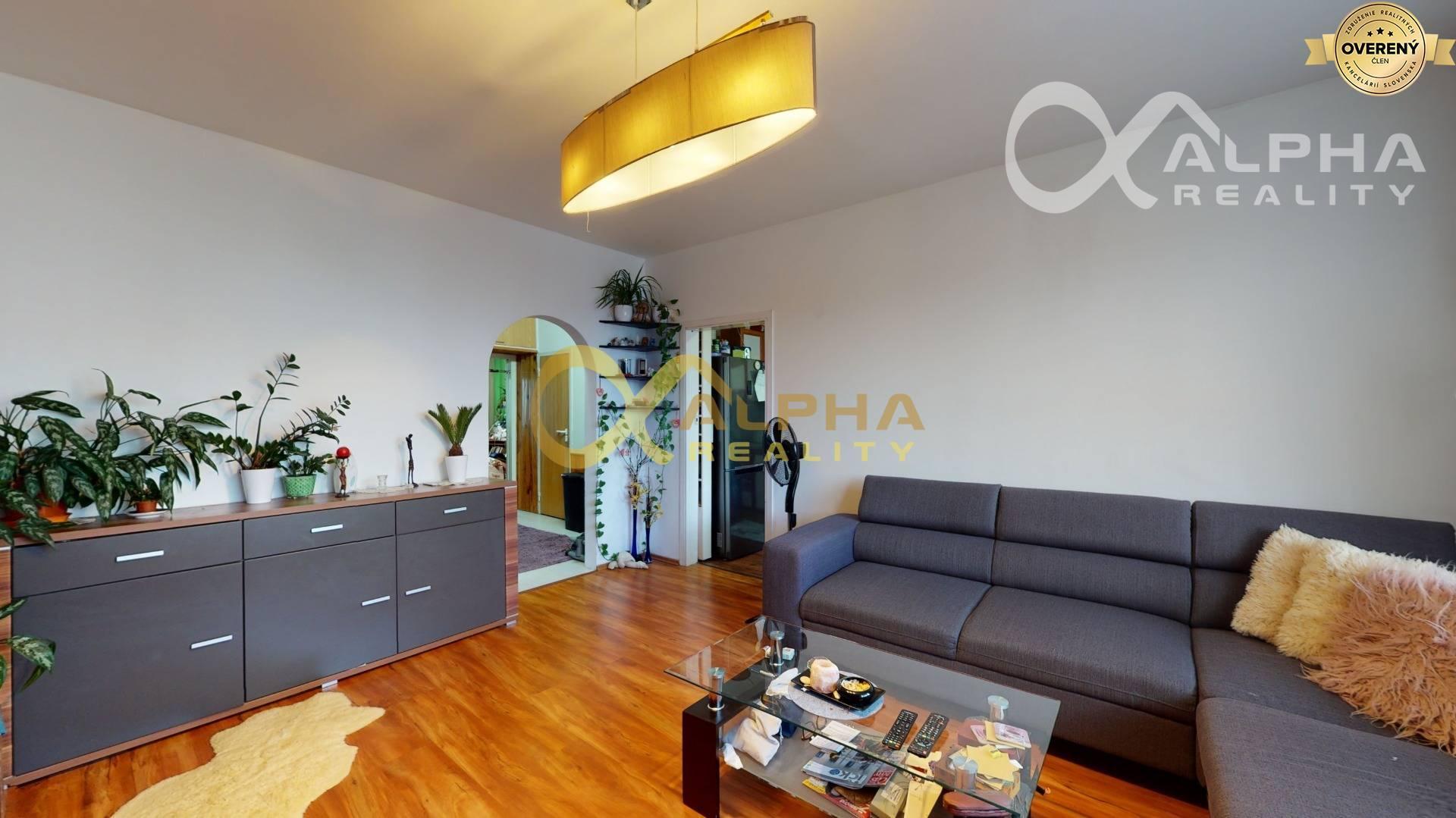 3 izbový byt s loggiou, sídlisko Východ, Spišská Nová Ves