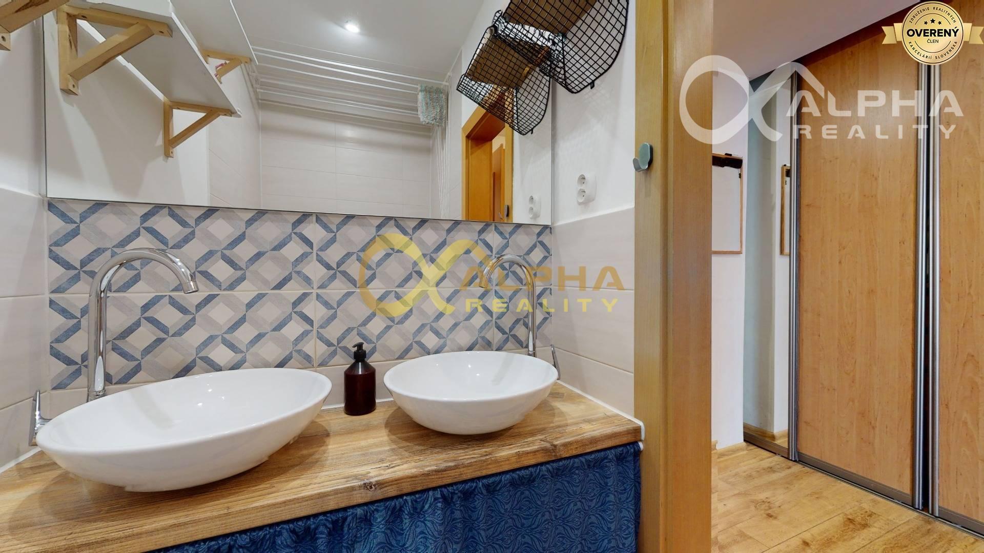 EXKLUZÍVNE 3 izbový byt, centrum, Spišská Nová Ves