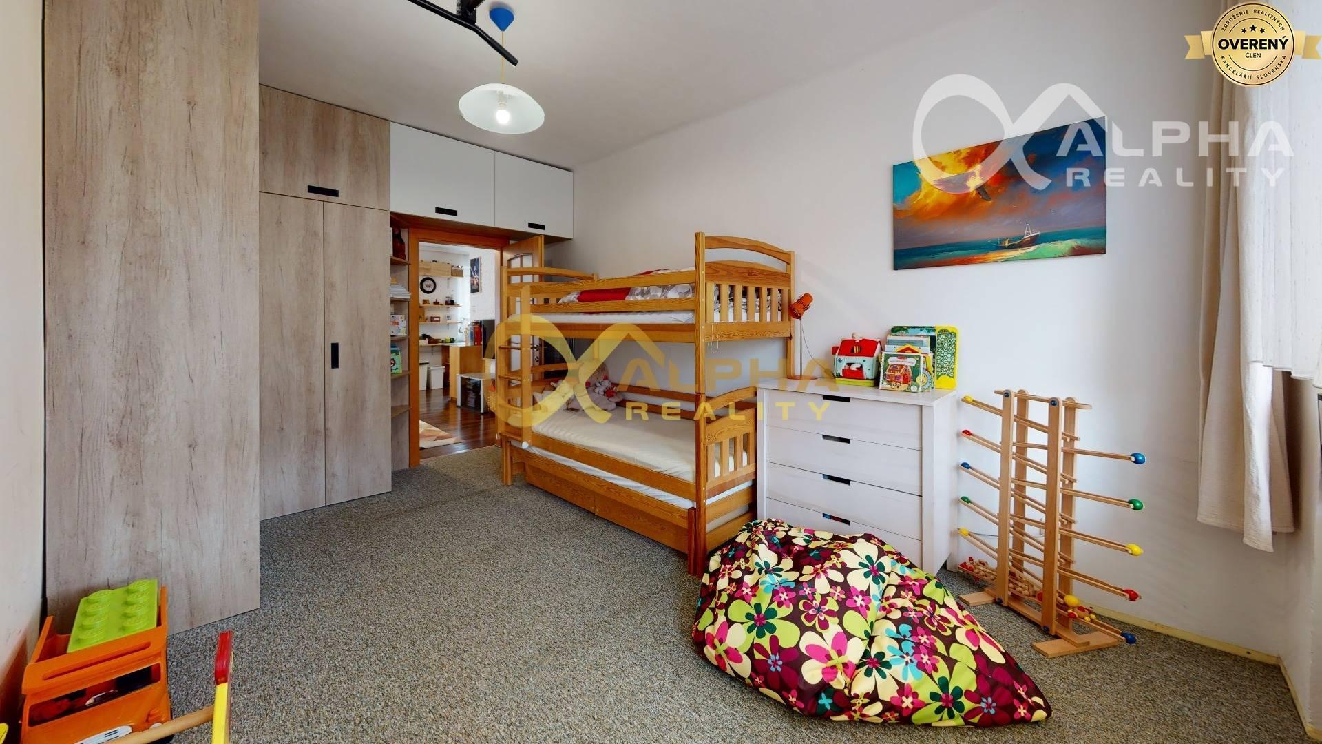 EXKLUZÍVNE 3 izbový byt, centrum, Spišská Nová Ves