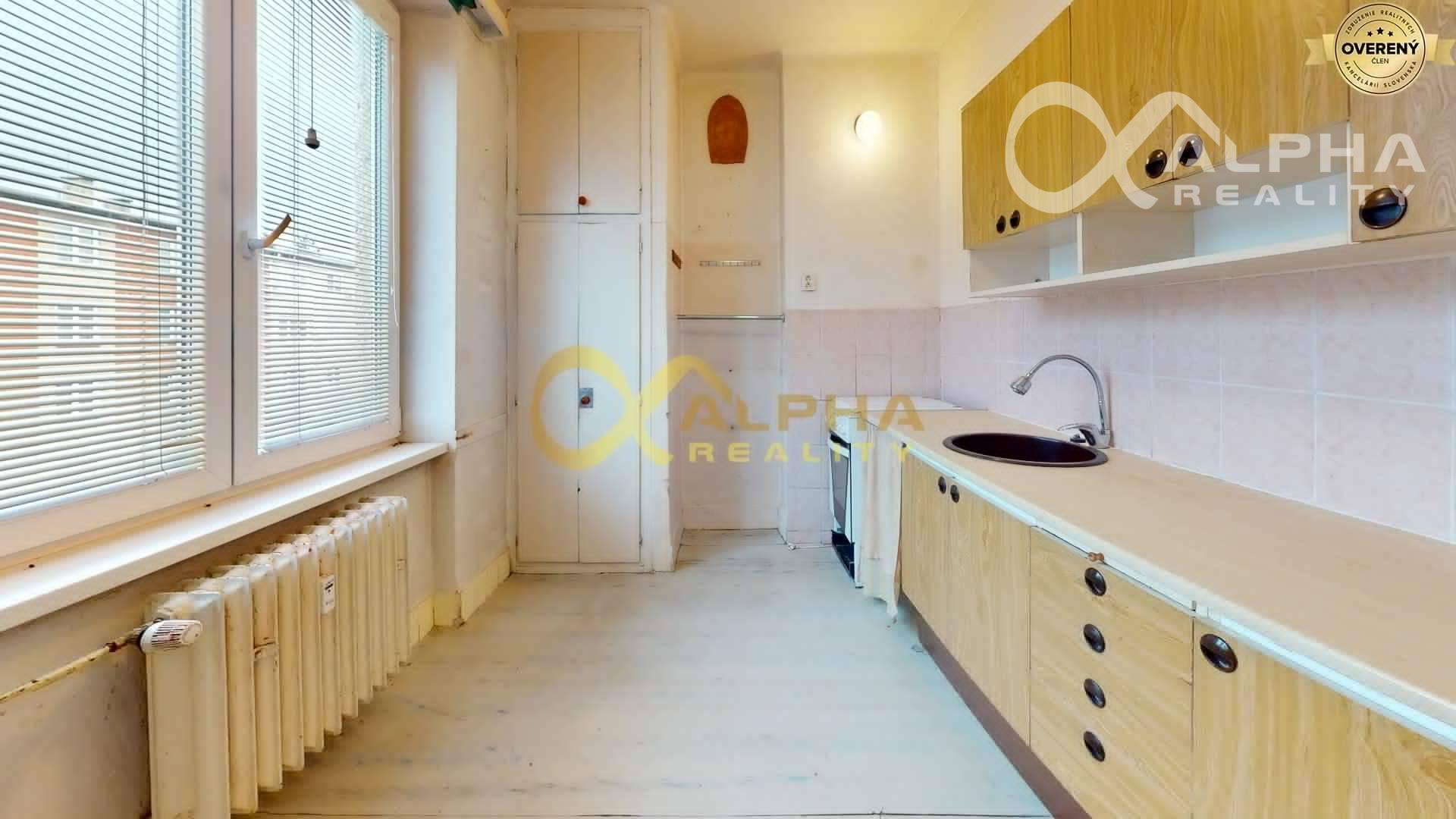 EXKLUZÍVNE 2 izbový tehlový byt, centrum, Spišská Nová Ves