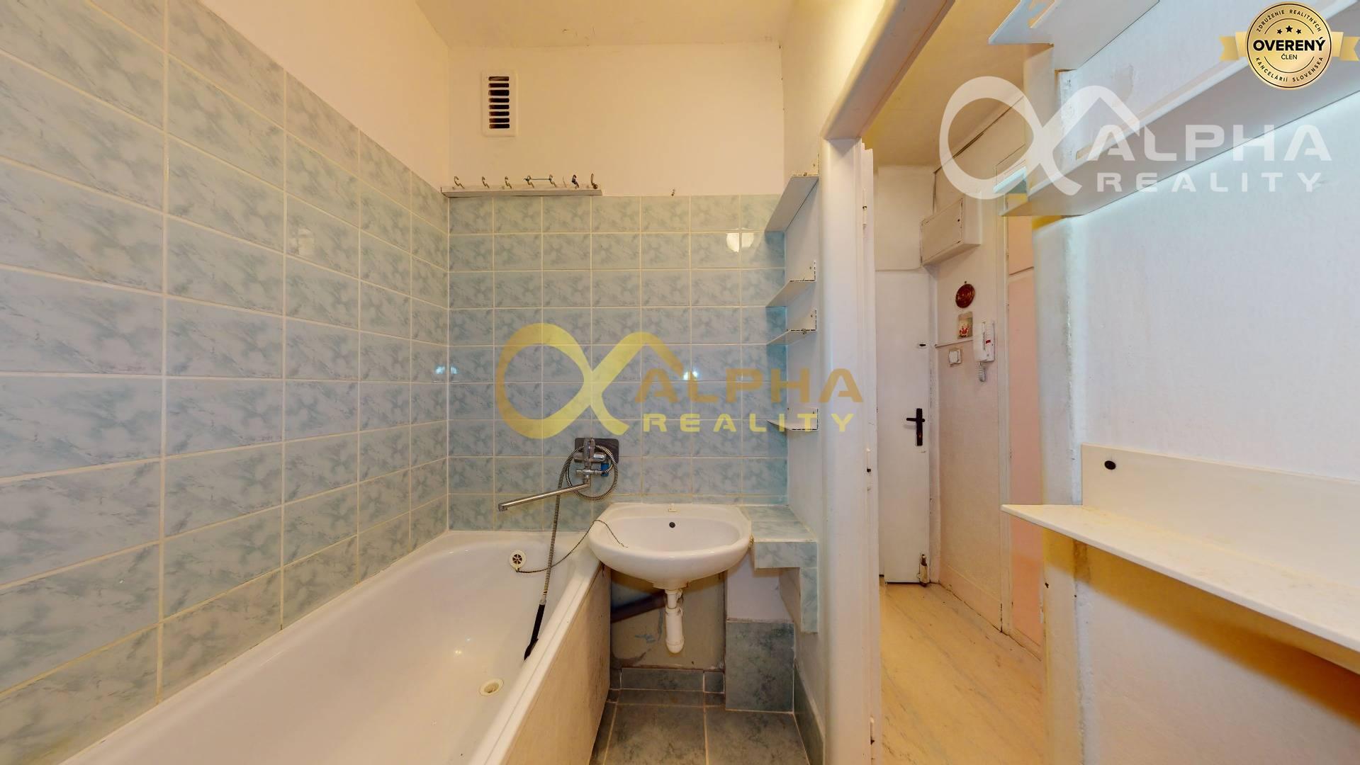 EXKLUZÍVNE 2 izbový tehlový byt, centrum, Spišská Nová Ves