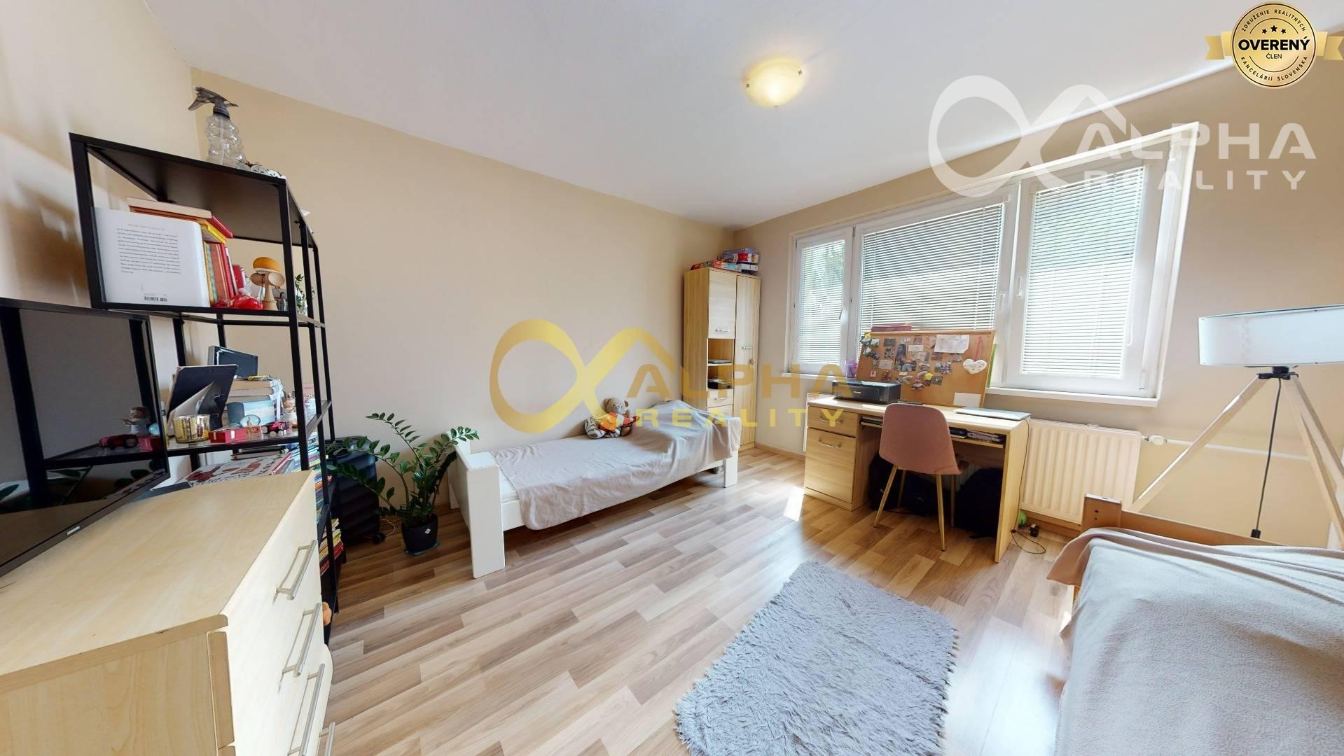 EXKLUZÍVNE 2 izbový byt s loggiou, sídl. Mier, Spišská Nová Ves