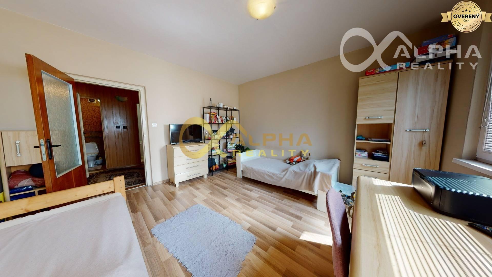 EXKLUZÍVNE 2 izbový byt s loggiou, sídl. Mier, Spišská Nová Ves