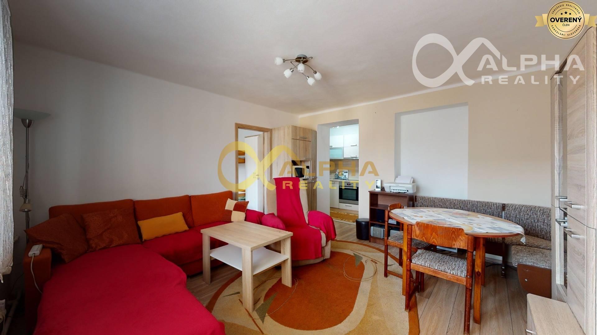 EXKLUZÍVNE 2i byt upravený na 3i, s garážou, centrum, Spišská Nová Ves