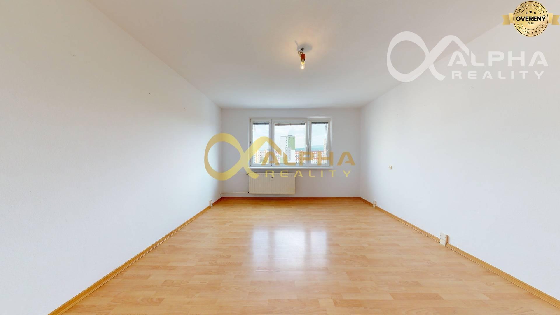 3 izbový byt s loggiou, sídl. Západ, Spišská Nová Ves