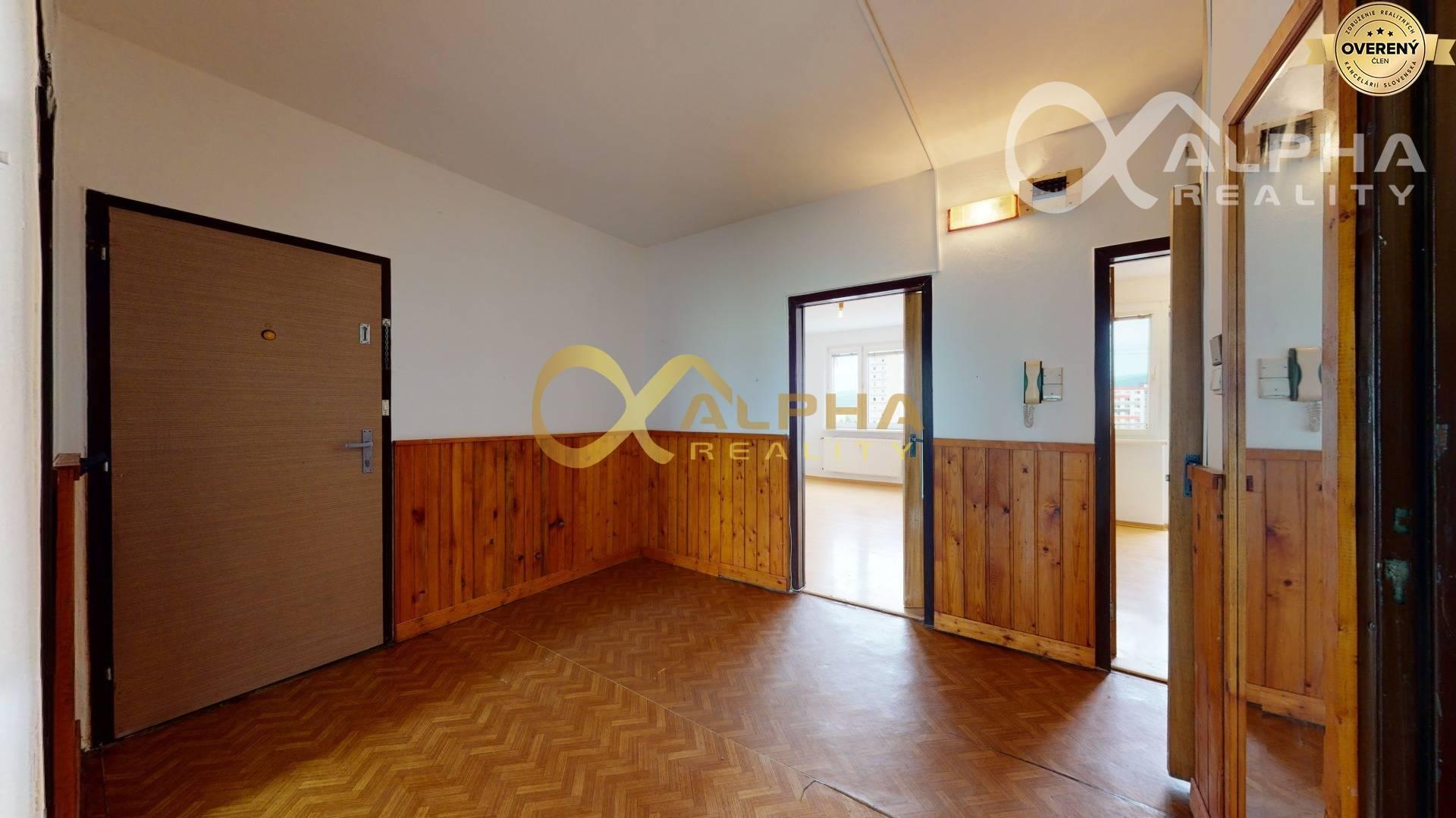 3 izbový byt s loggiou, sídl. Západ, Spišská Nová Ves