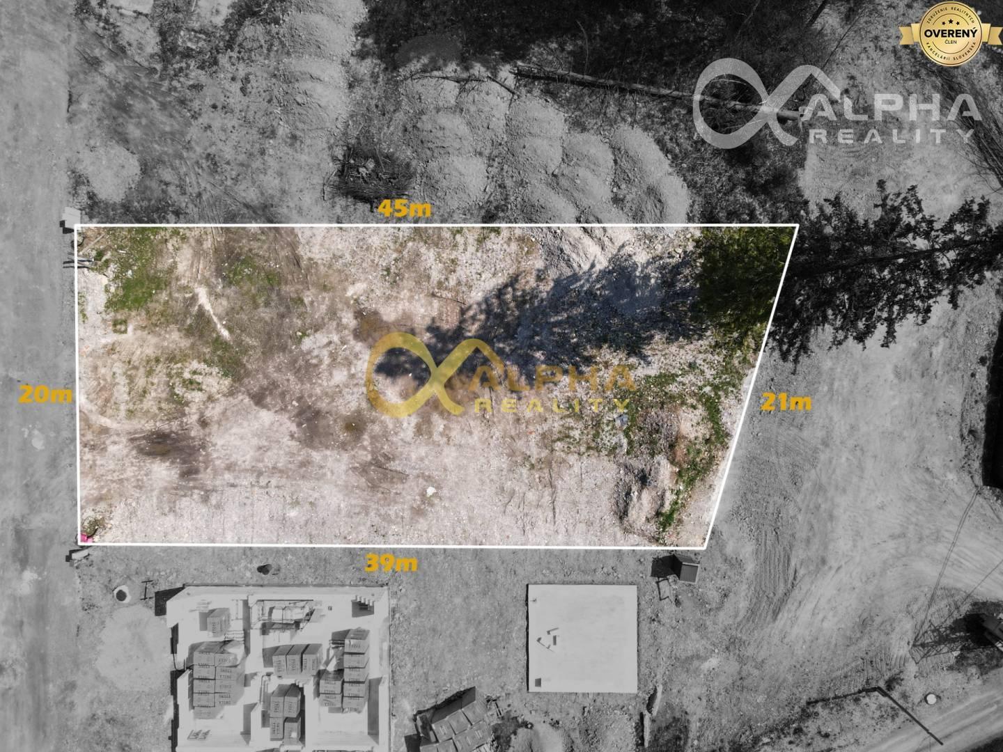 EXKLUZÍVNE Stavebný pozemok, 841m2, Novoveská Huta 