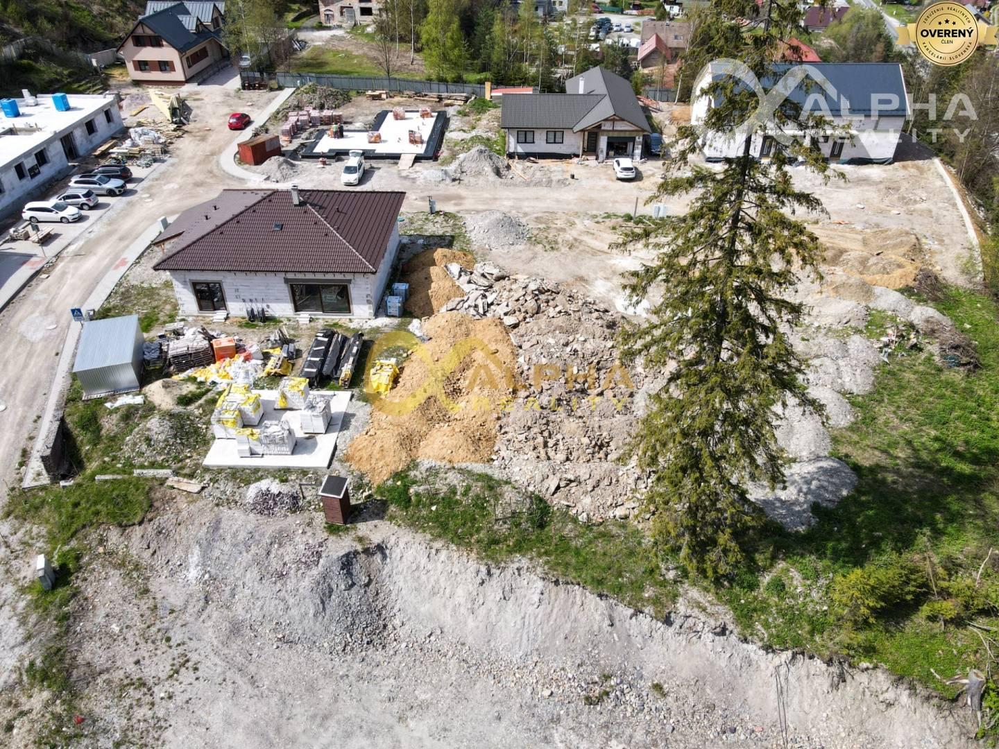 EXKLUZÍVNE Stavebný pozemok, 841m2, Novoveská Huta 