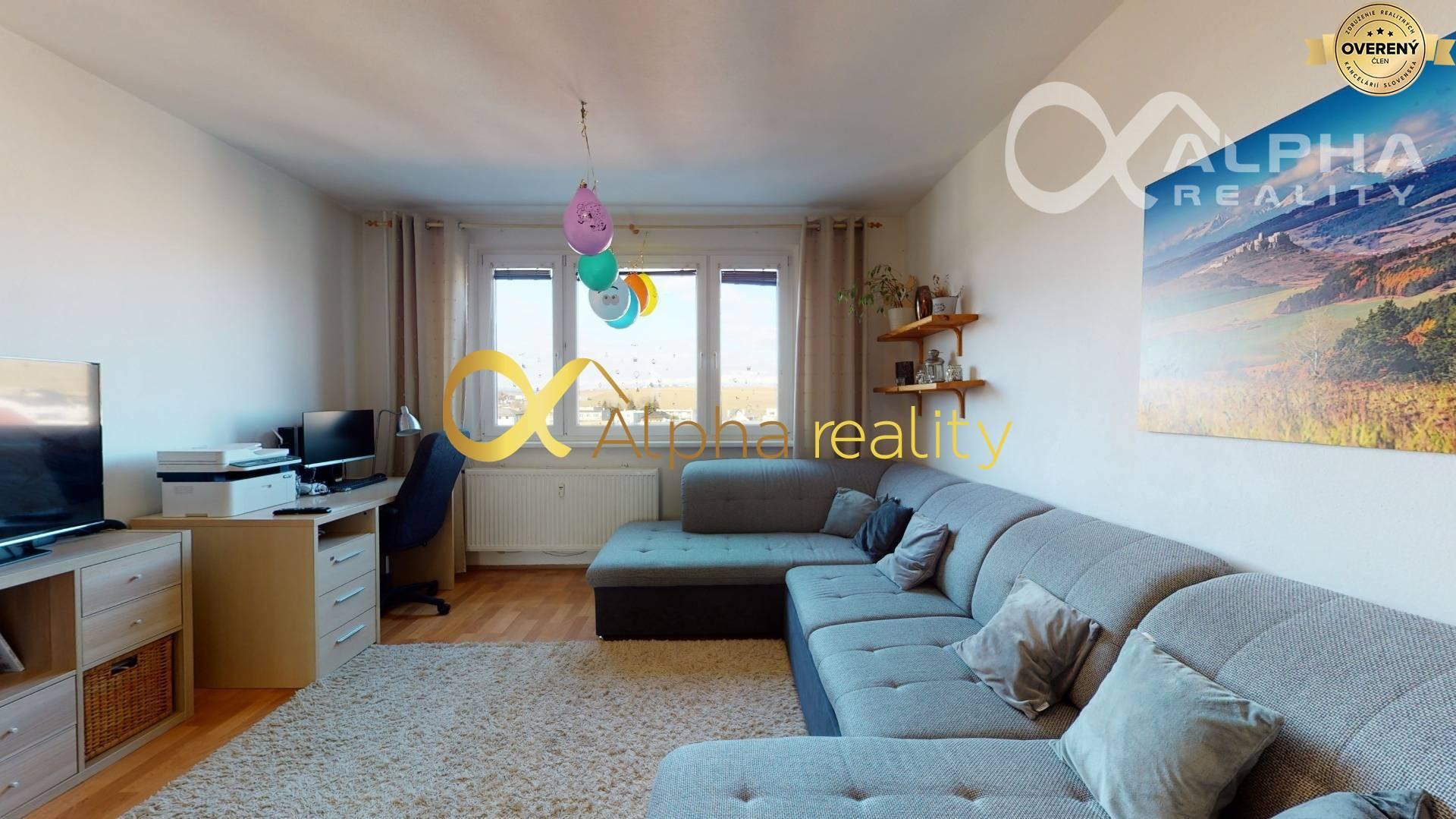 4 izbový byt s loggiou, sídlisko Západ, Smižany, okres Sp. Nová Ves