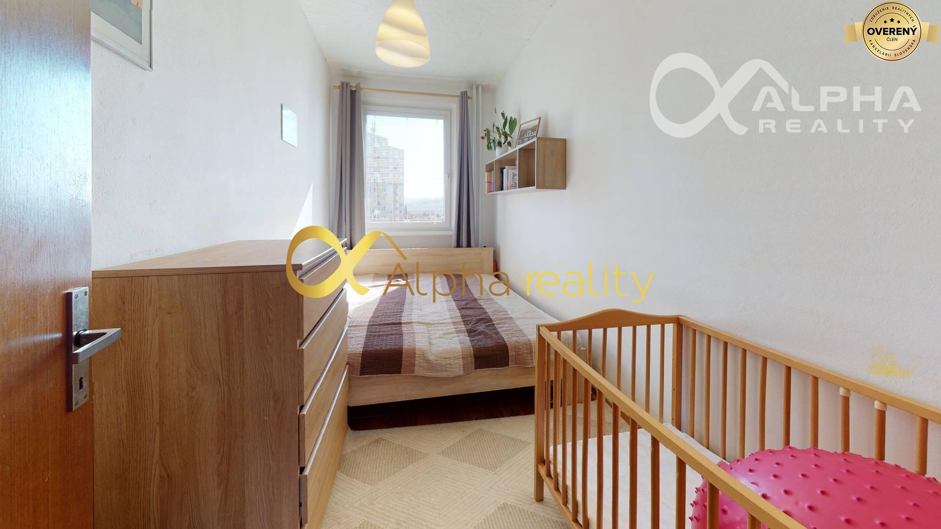 4 izbový byt s loggiou, sídlisko Západ, Smižany, okres Sp. Nová Ves