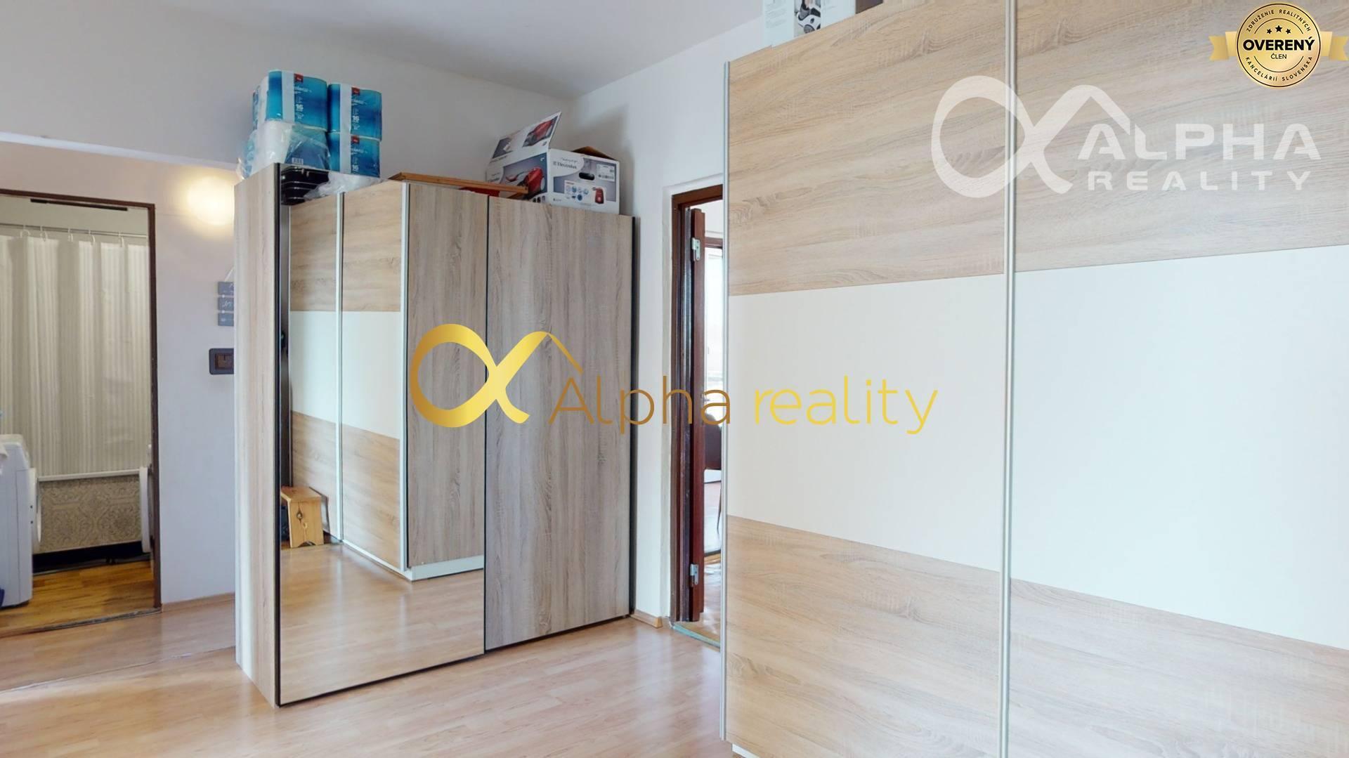 4 izbový byt s loggiou, sídlisko Západ, Smižany, okres Sp. Nová Ves