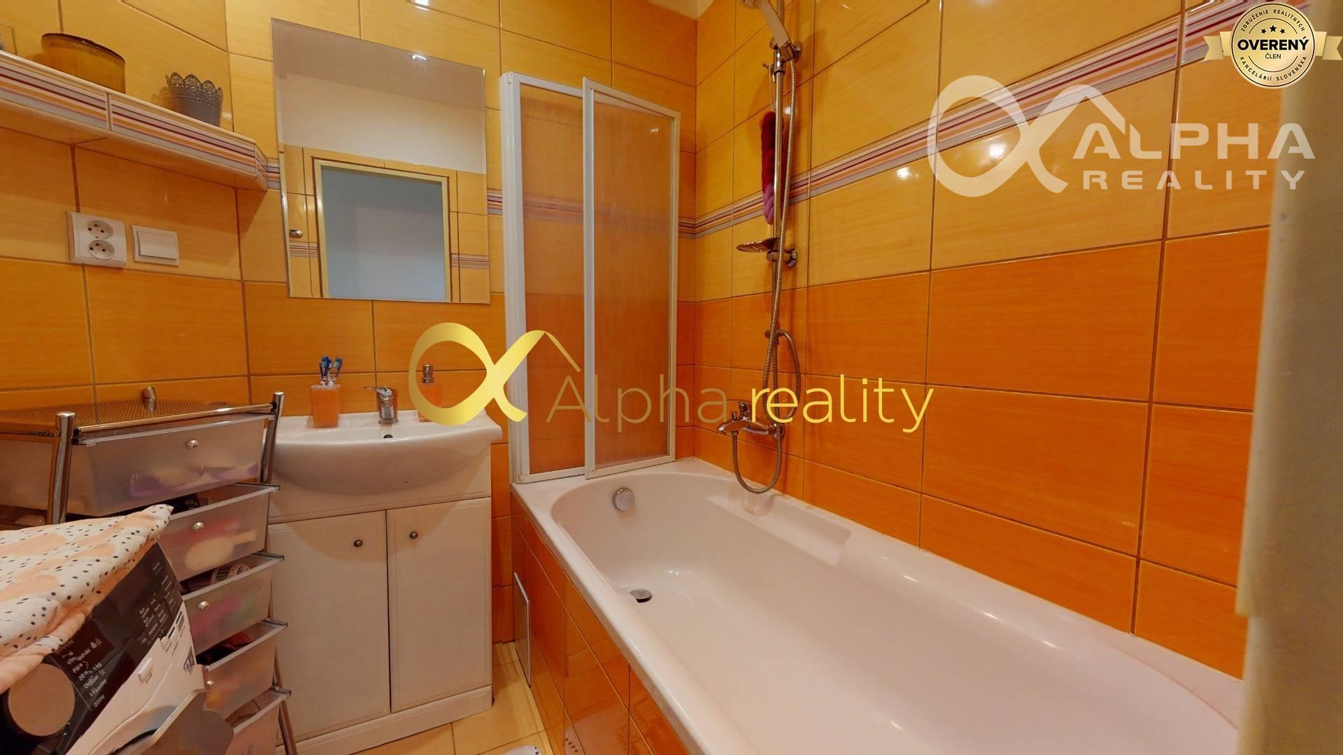 Exkluzívne: Prenájom 3i byt s loggiou, sídl. Mier, Spišská Nová Ves