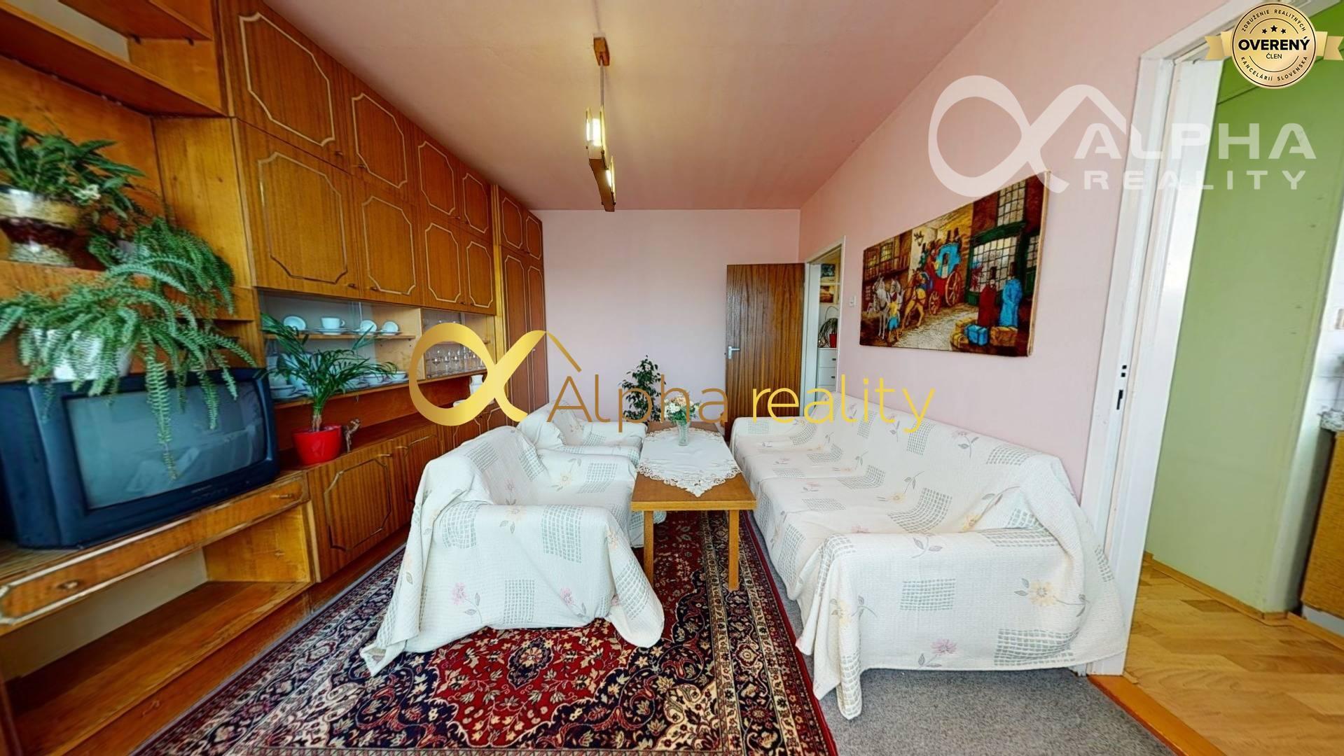 3 izbový byt s loggiou, sídlisko Mier, Spišská Nová Ves