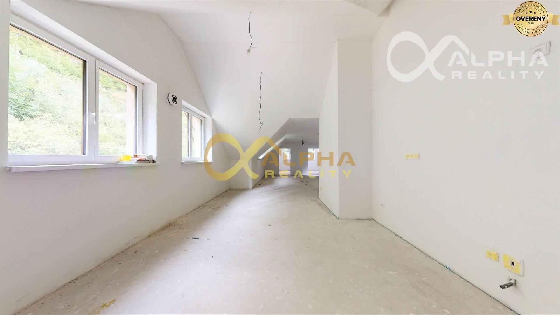 EXKLUZÍVNE: 4 izbový byt, 97,60 m2, Novoveská Huta