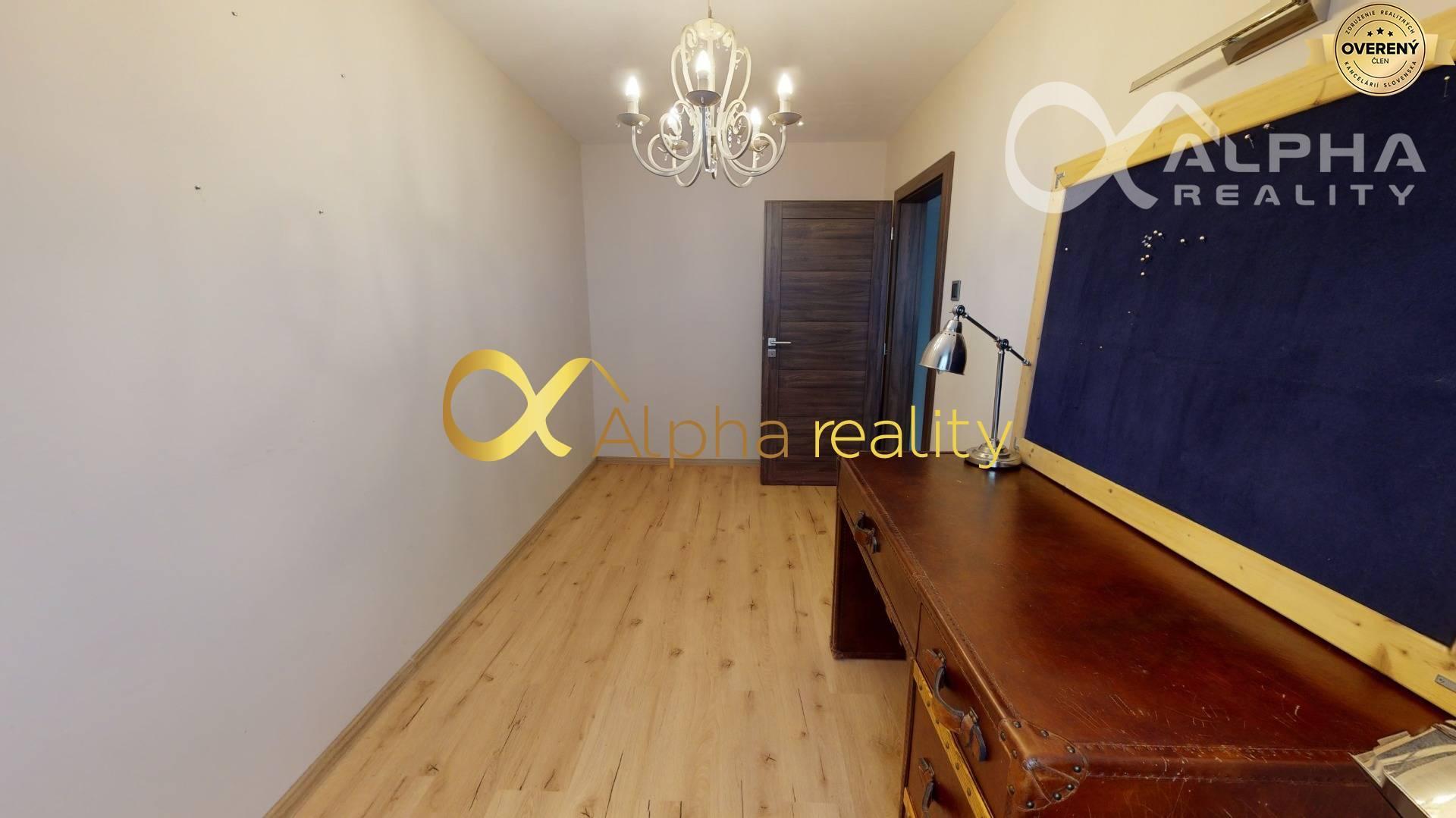 Prenájom 4 izbový byt s loggiou 97,24m2, sídl. Západ, Spišská Nová Ves