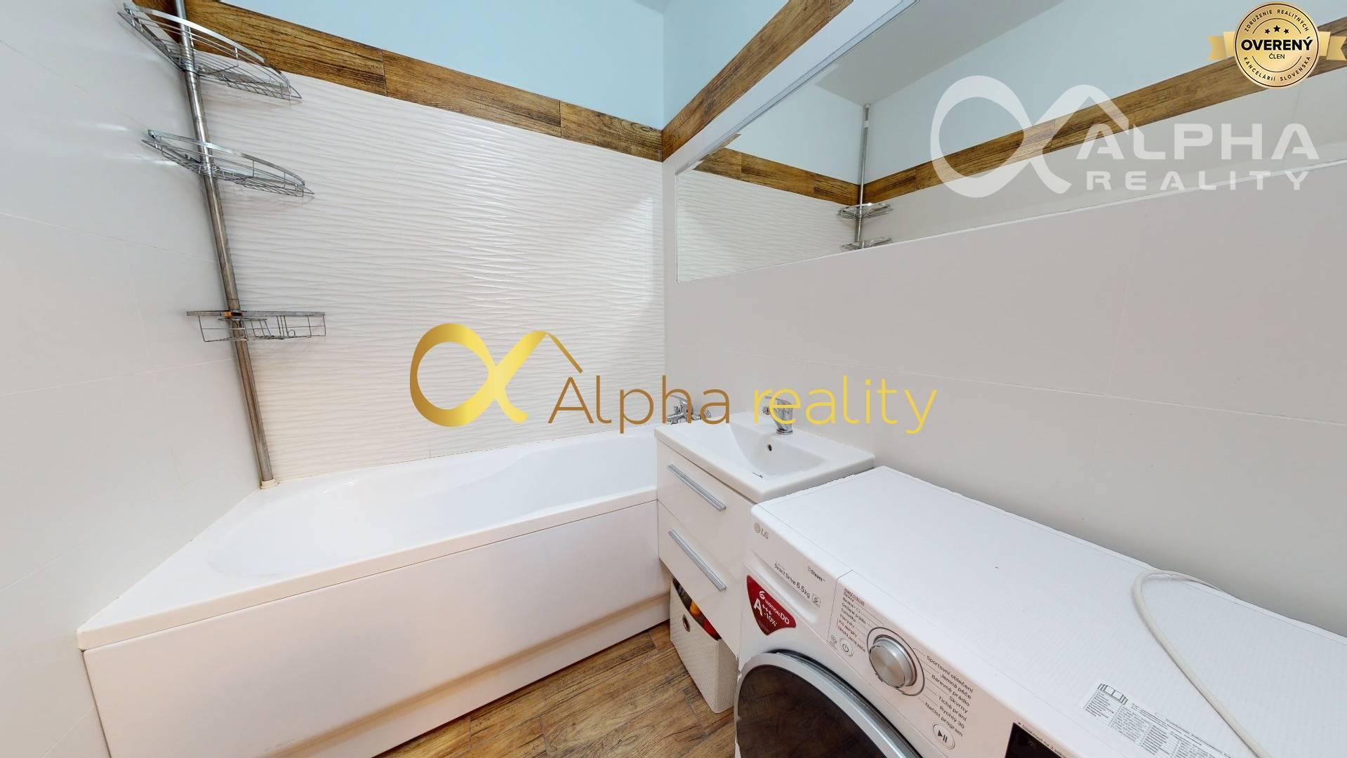 REZERVOVANÉ 3 izbový byt s loggiou, sídl. Západ, Spišská Nová Ves