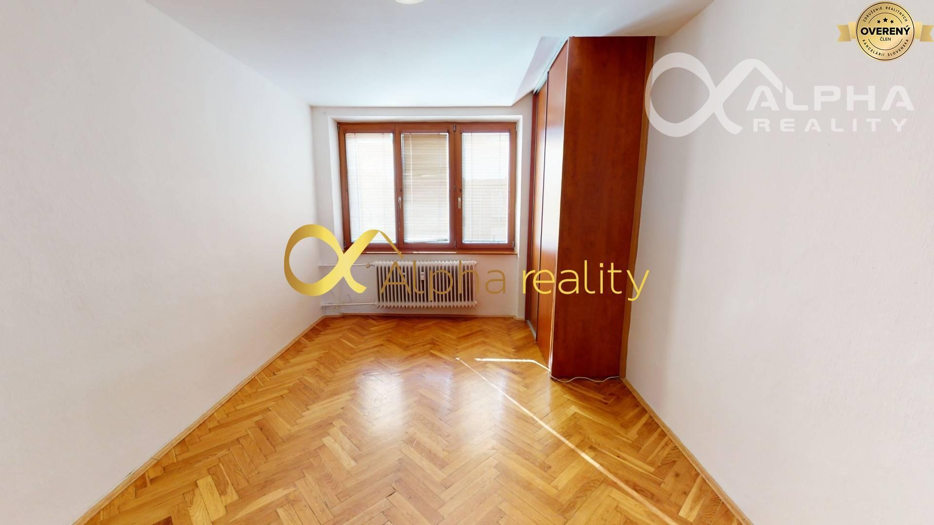 Exkluzívne: Prenájom 3 izbový byt, centrum, Spišská Nová Ves