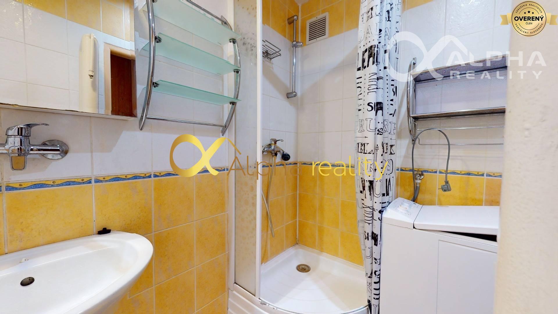 Exkluzívne: Prenájom 3 izbový byt, centrum, Spišská Nová Ves