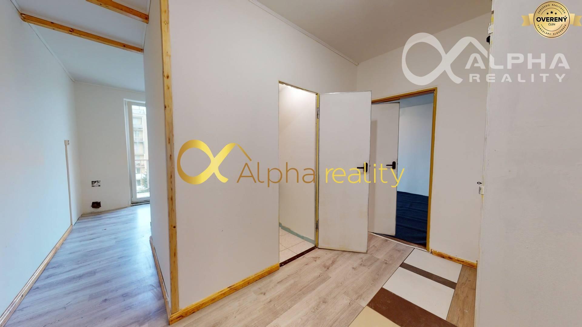 REZERVOVANÉ 1 izbový byt s 2 loggiami, sídl. Mier, Spišská Nová Ves