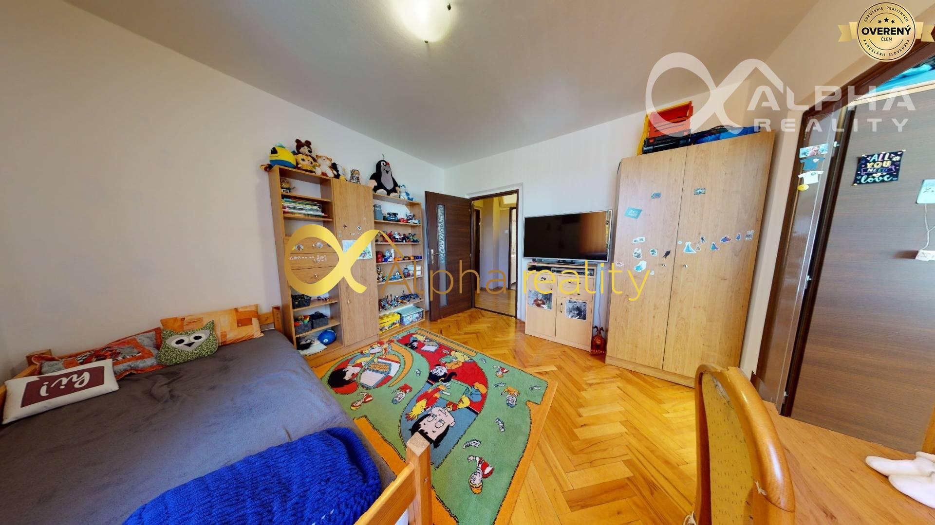 Rezervované: 4-izbový byt s loggiou, sídlisko Tarča, Spišská Nová Ves