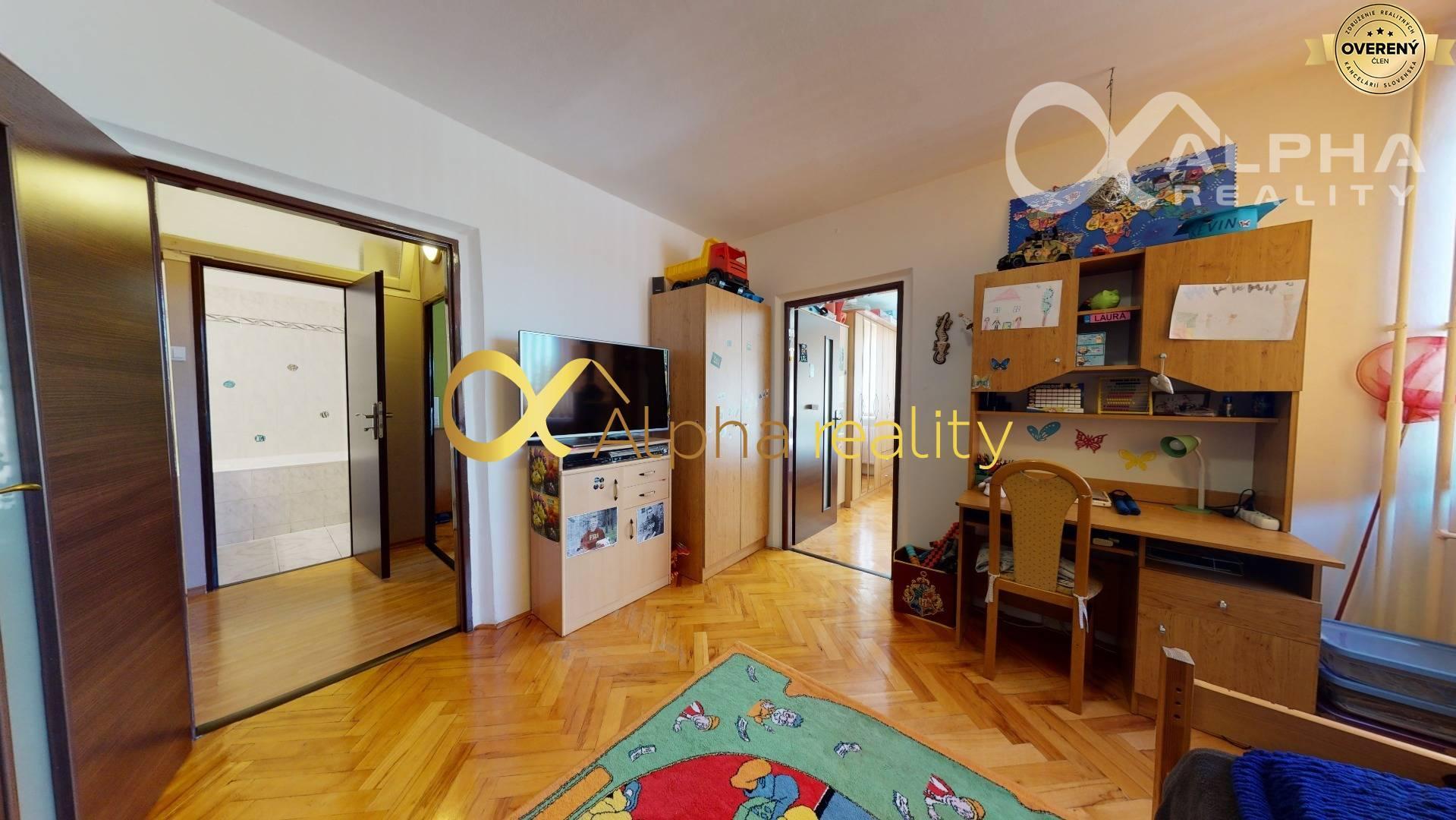 Rezervované: 4-izbový byt s loggiou, sídlisko Tarča, Spišská Nová Ves