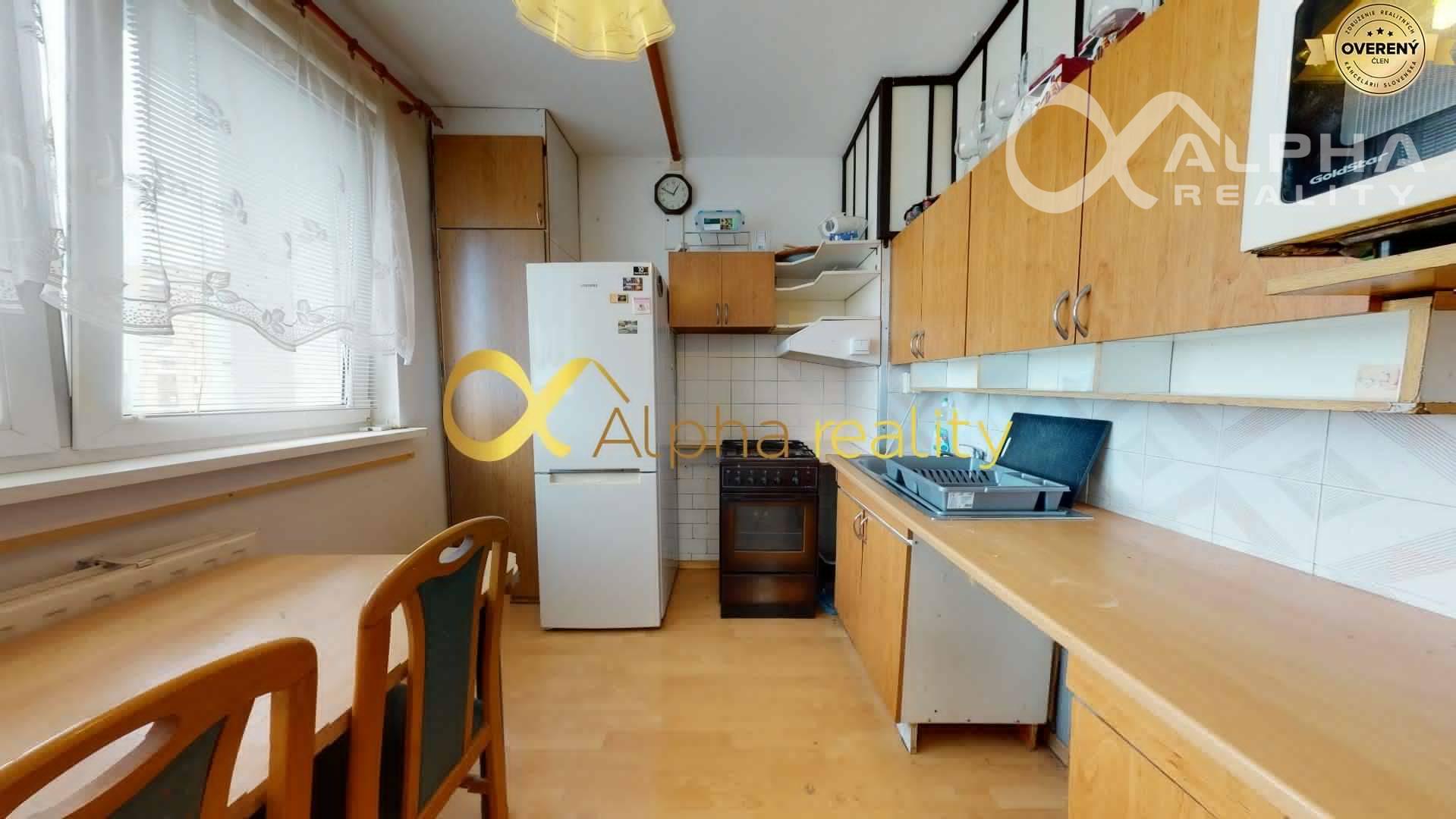 3 izbový byt s loggiou, sídlisko Mier, Spišská Nová Ves