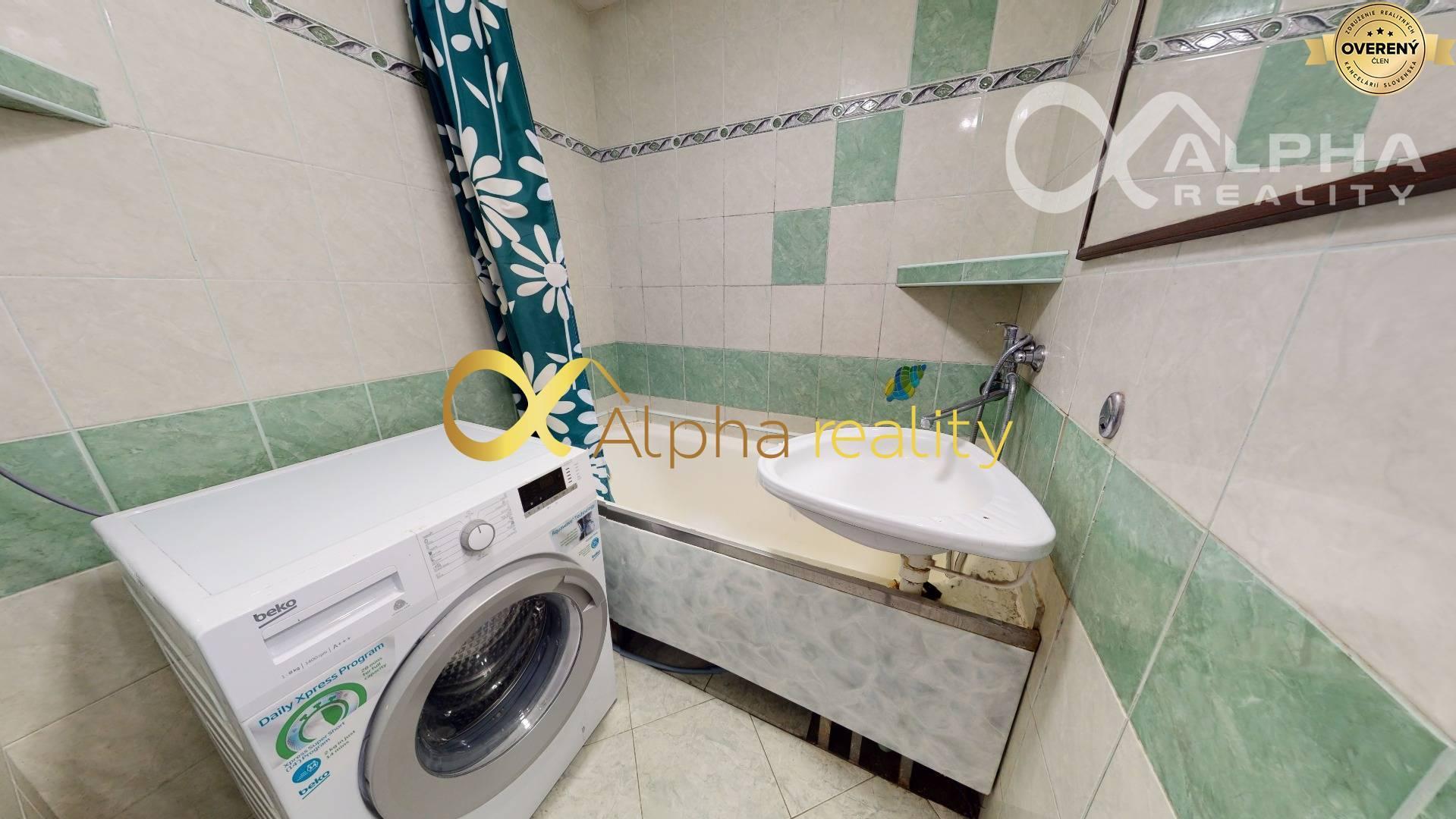 3 izbový byt s loggiou, sídlisko Mier, Spišská Nová Ves