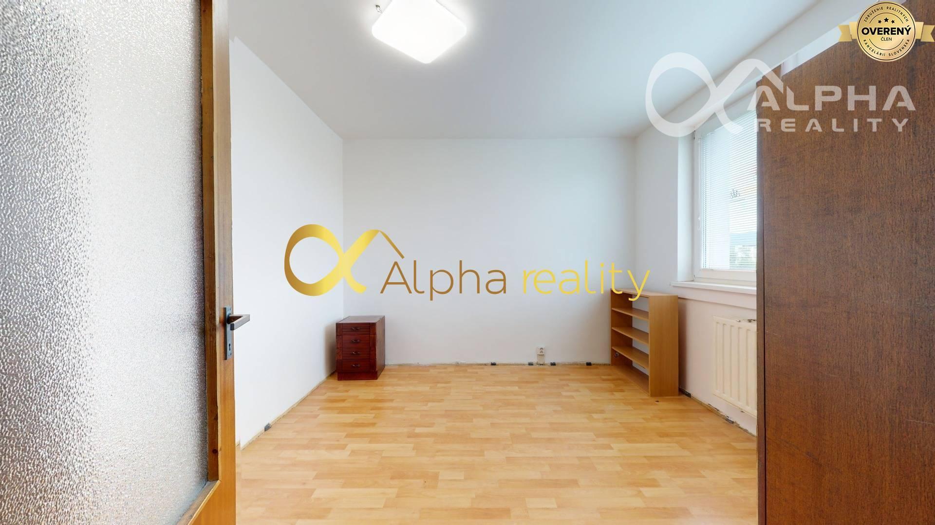 3 izbový byt s loggiou, sídlisko Mier, Spišská Nová Ves