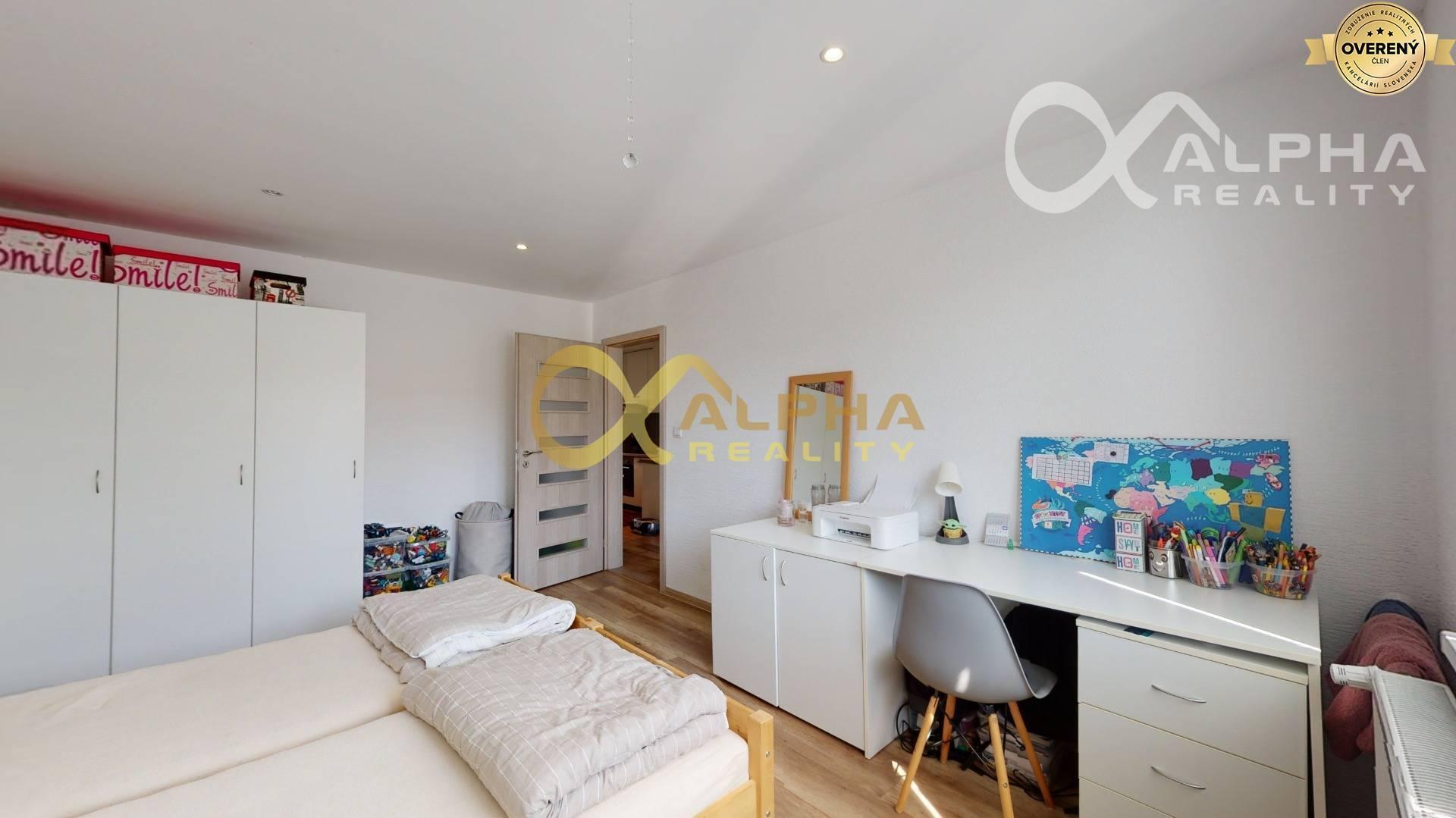 Exkluzívne: Prenájom 3 izbový byt, sídlisko Mier, Spišská Nová Ves