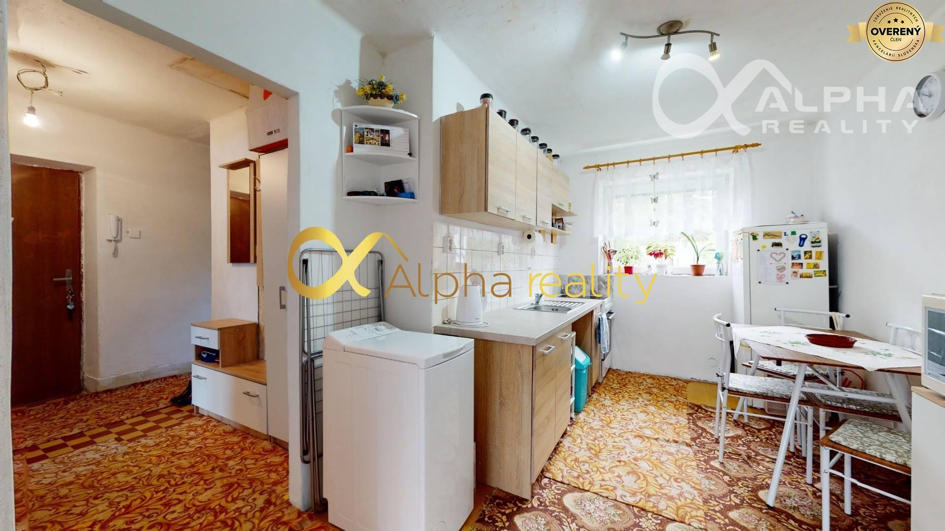 Rezervované: Exkluzívne 2 izbový byt s balkónom, Krompachy, okres SNV