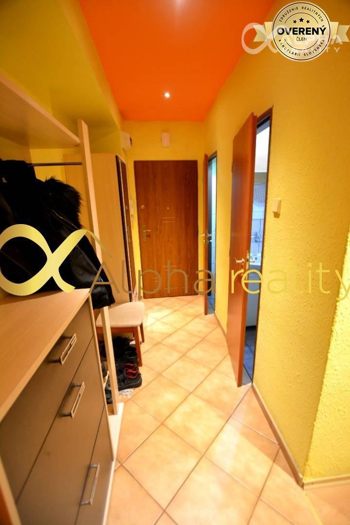 Rezervované: 2 izbový byt - dispozične upravený, Kežmarok-Juh