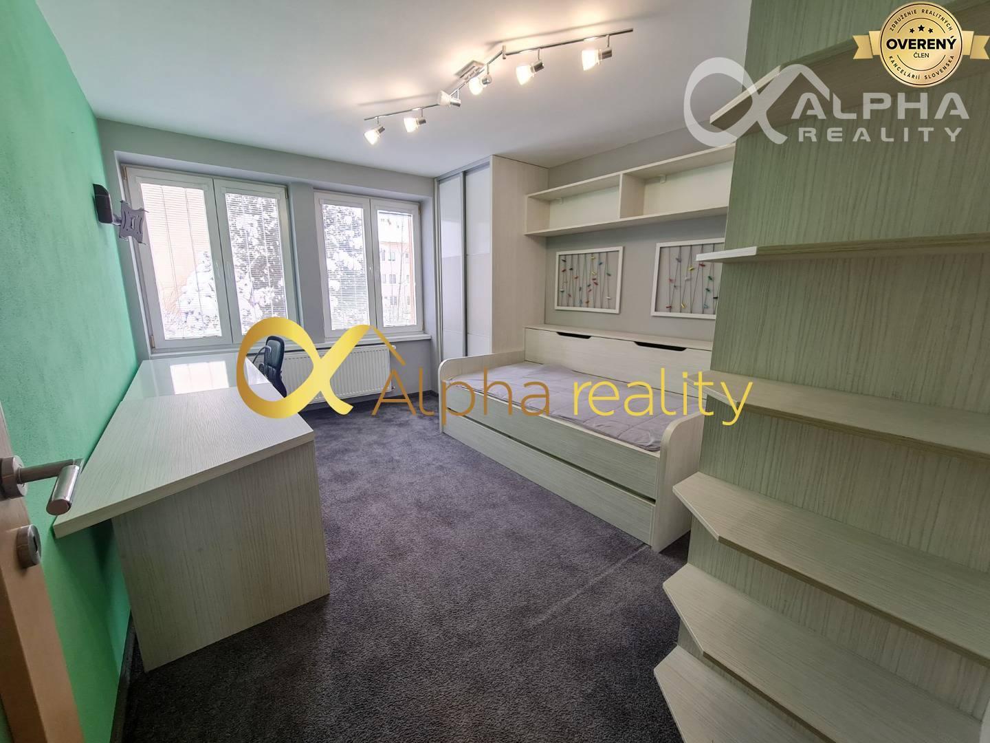 Rezervované 3 izbový byt, centrum, Spišská Nová Ves