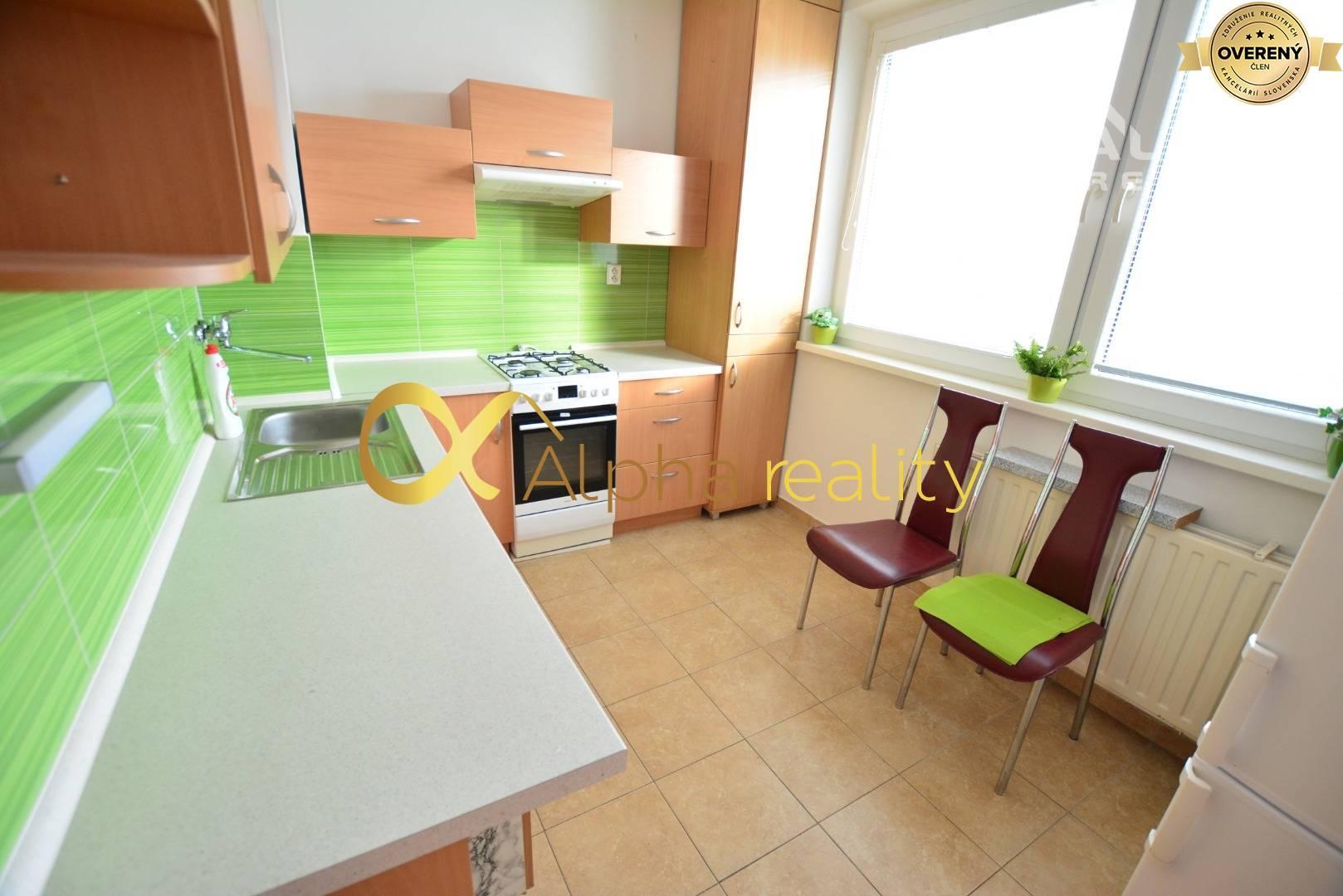 Prenájom 3 izbový byt s loggiou, sídlisko Mier, Spišská Nová Ves