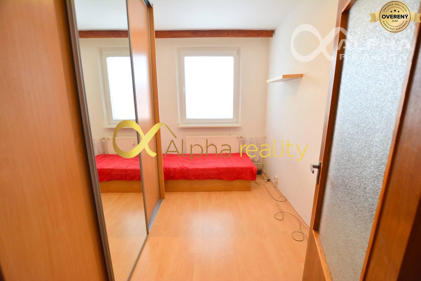 Prenájom 3 izbový byt s loggiou, sídlisko Mier, Spišská Nová Ves